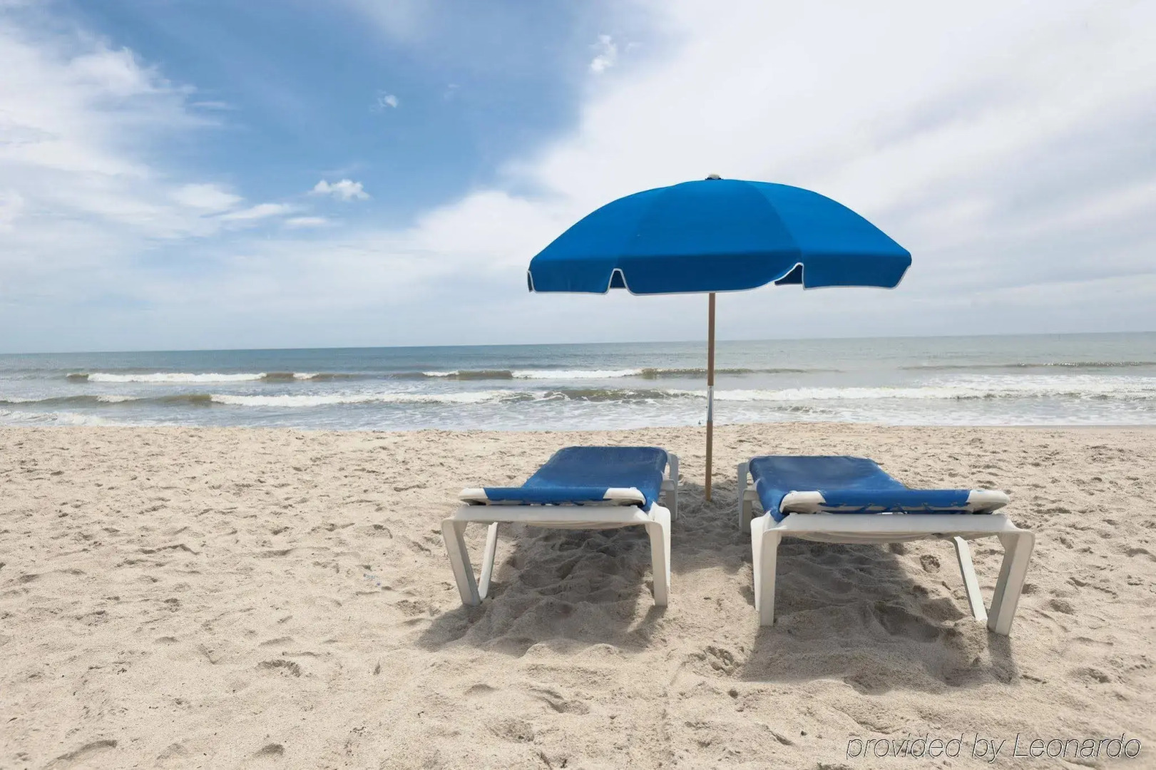 Radisson Suite Hotel Oceanfront