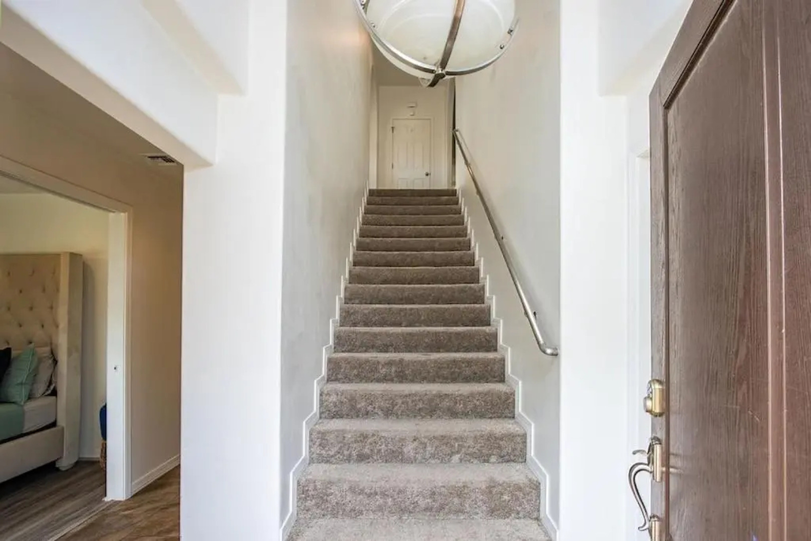 Luxury Estate in Prime Location w Panoramic views of Lake Havasu