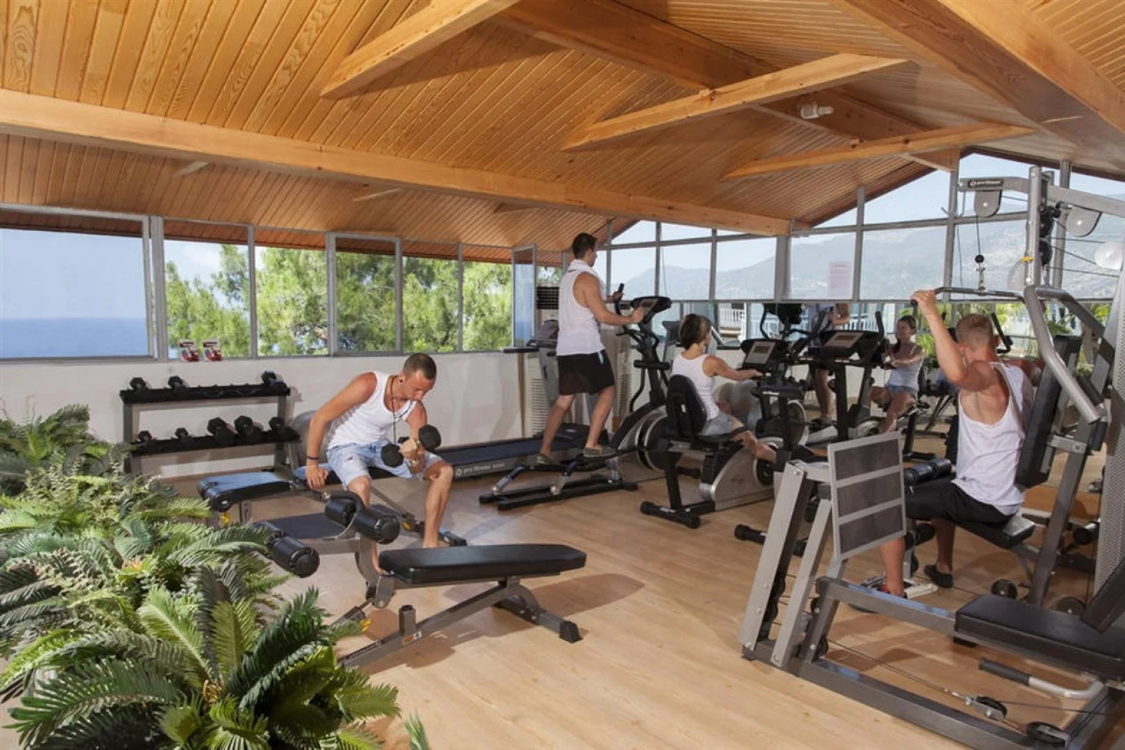 Sunny Hill Alya Hotel