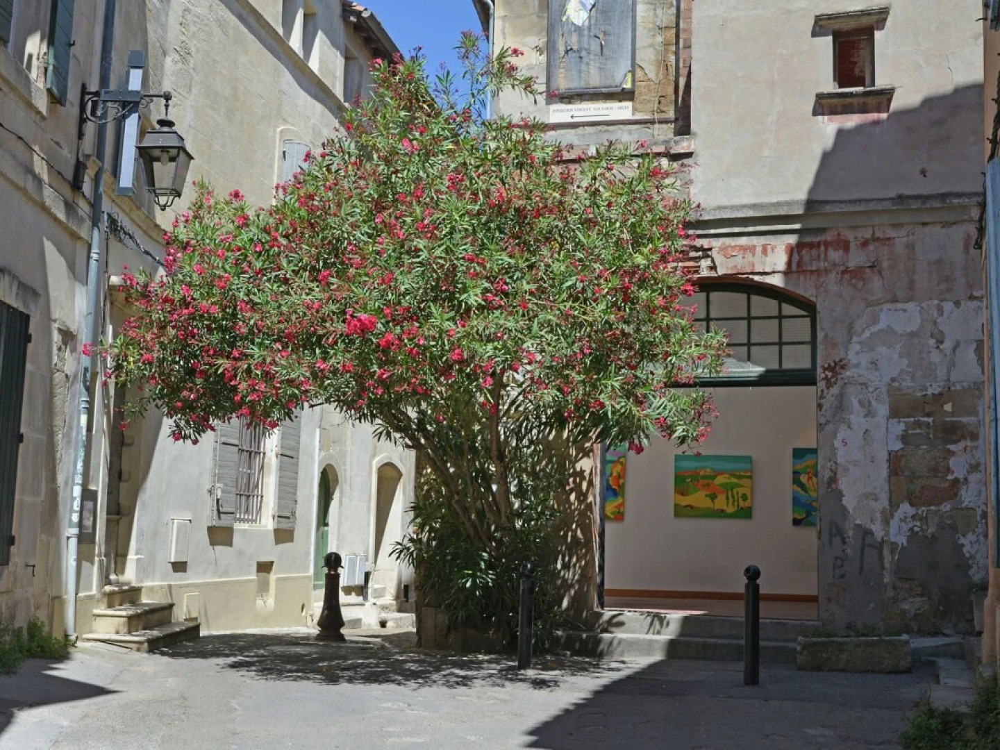 Stylish Holiday Home With Private Swimming Pool and Large, Enclosed Garden