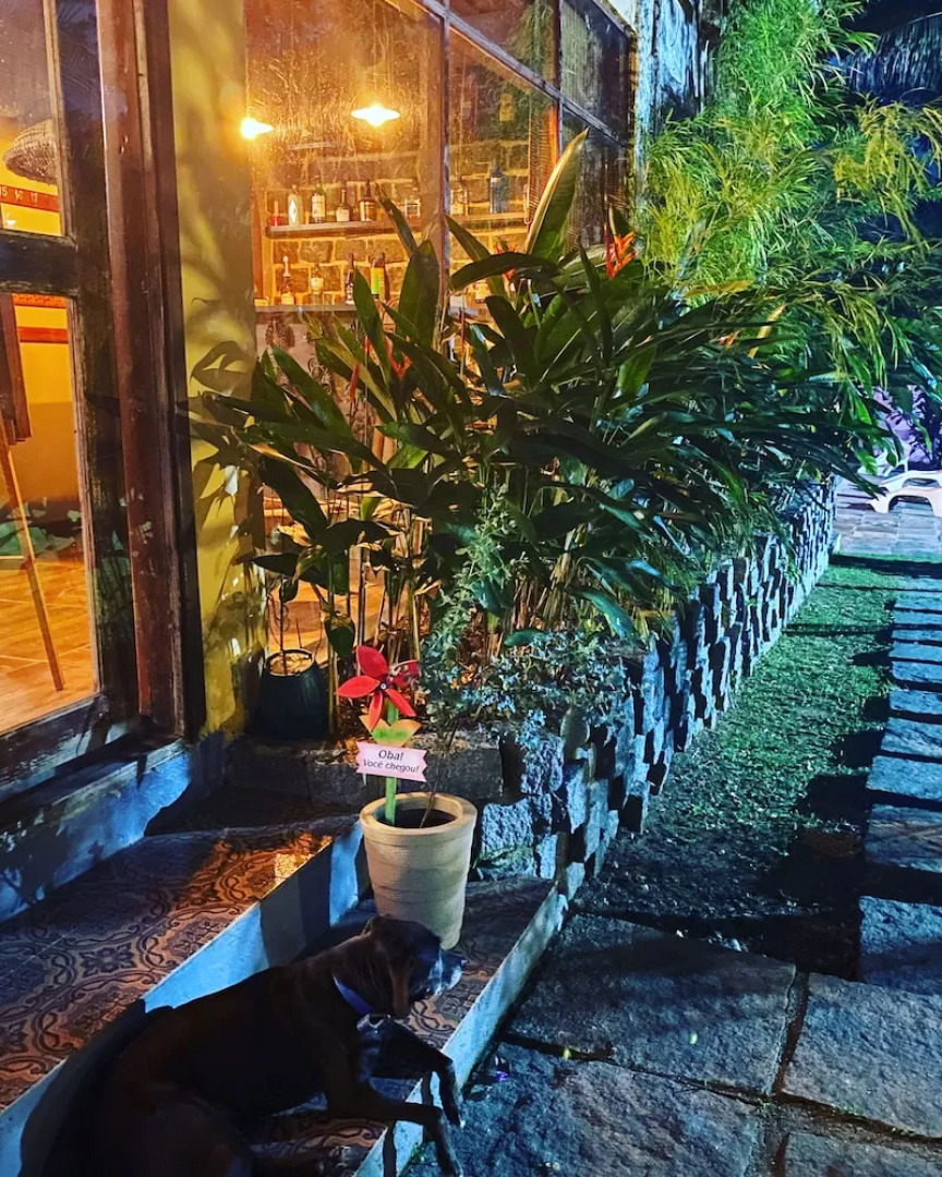 Village Colonial Hotel