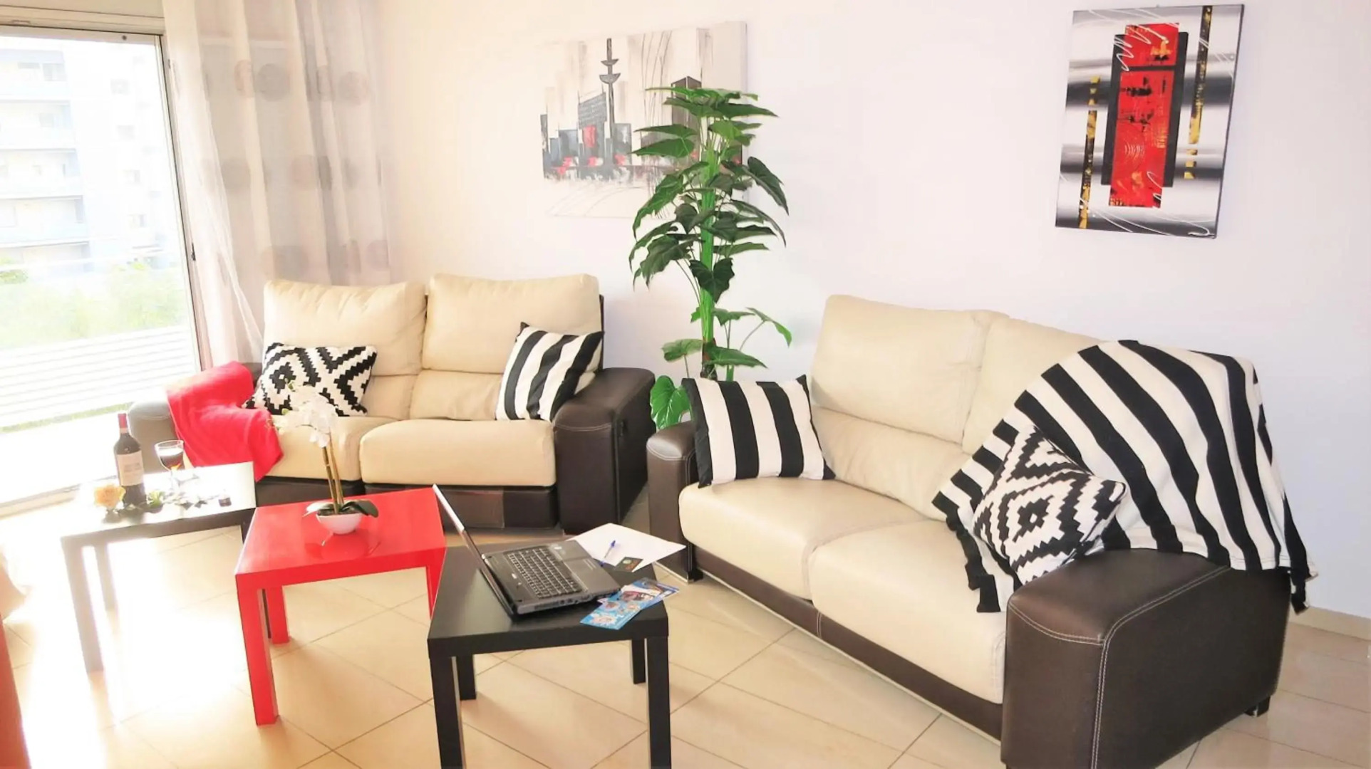 ALEXANDRA´s BEACH-PORT