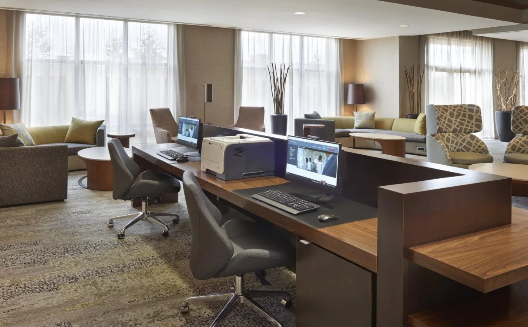 Courtyard by Marriott Kingston Highway 401/Division Street