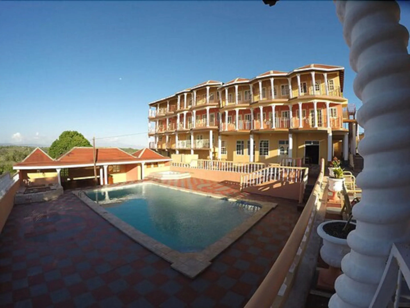 Paradise Reggae Resort