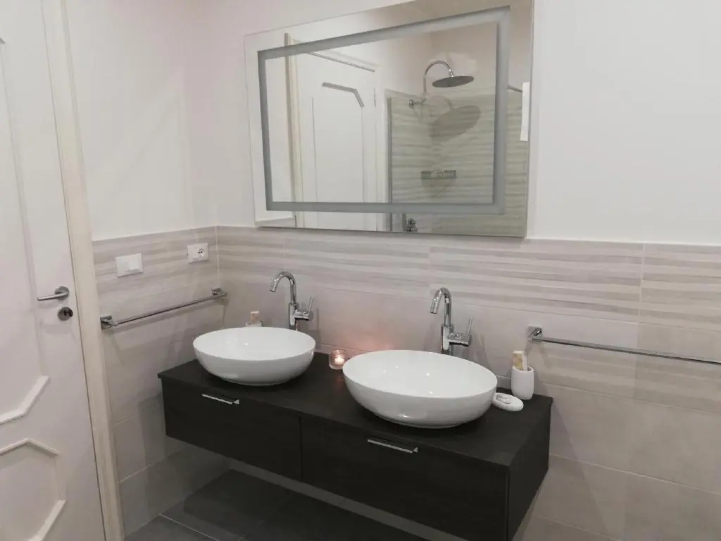 Kaloneiro Guest House