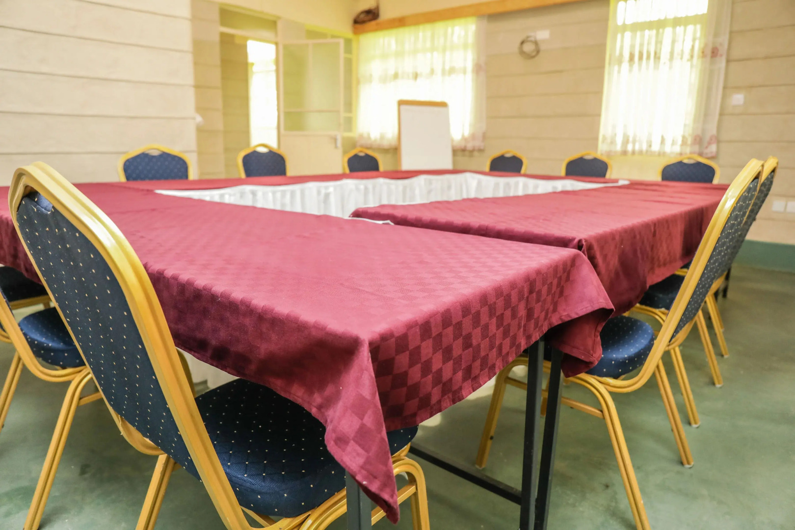 Lake Olbolosat Resort Park Lodge