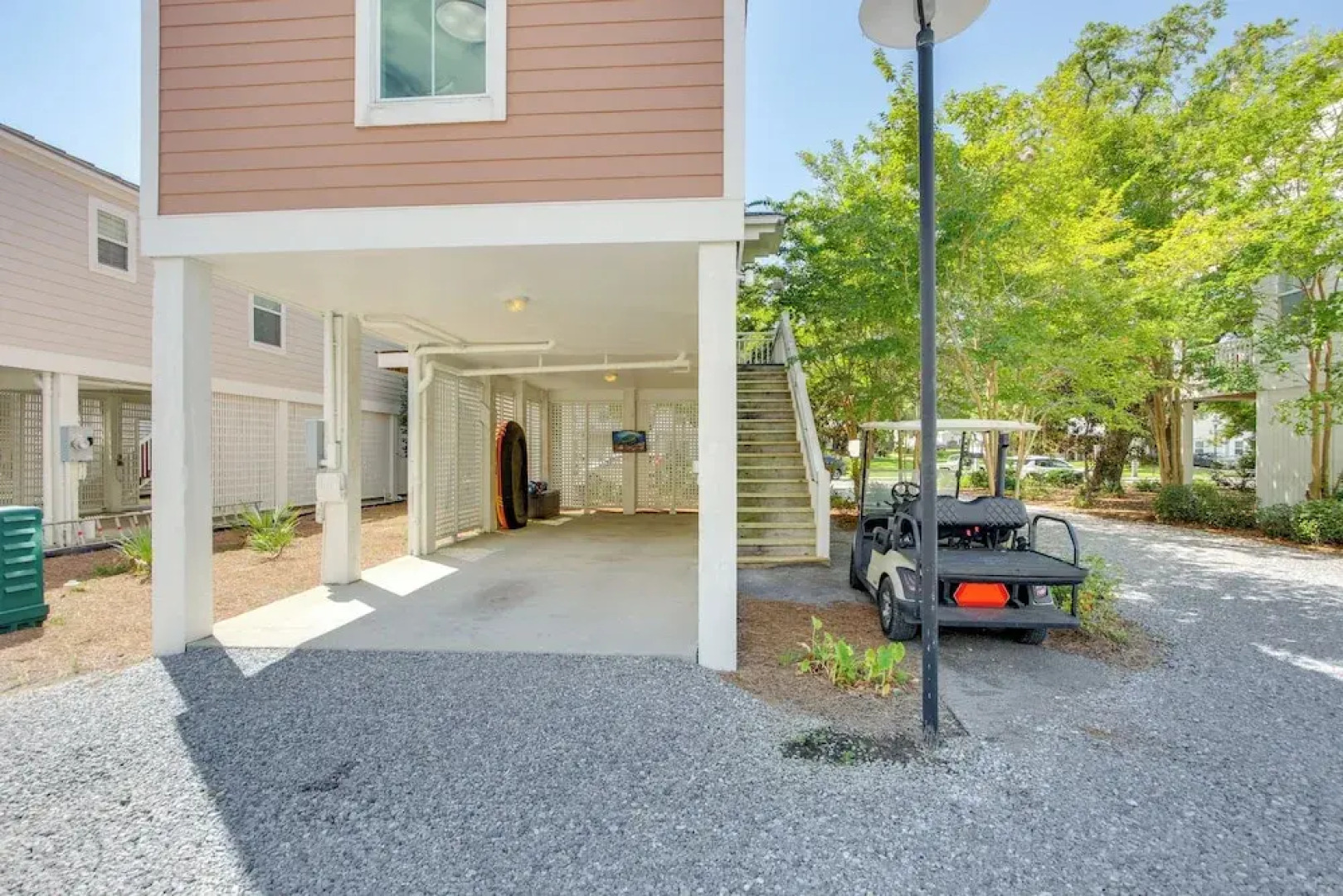 Walk to Beach: Cottage w/ Yard in Pass Christian!