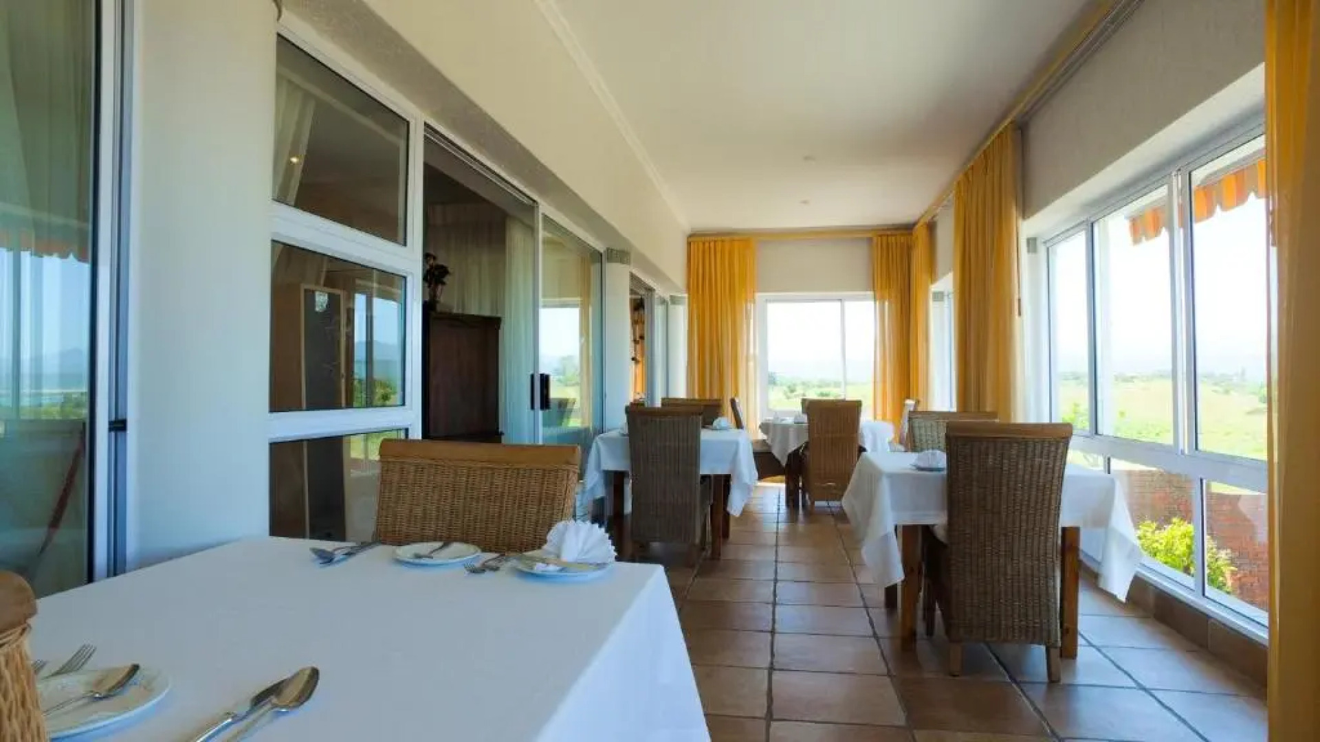 Thanda Vista - Bed and Breakfast