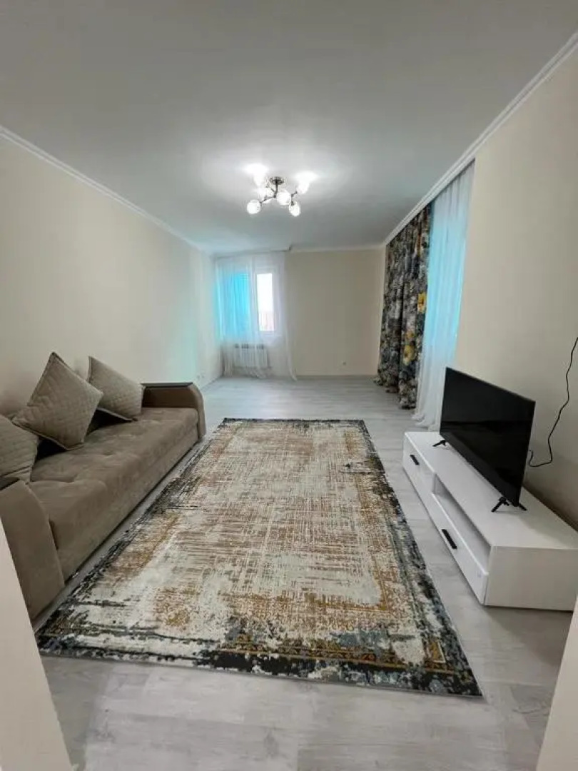 Улица Сарайшык 5а ЖК Лазурный