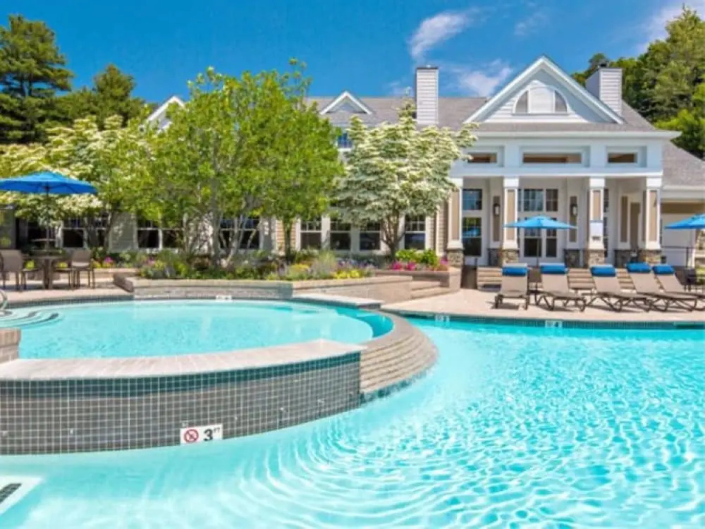 Global Luxury Suites at Waltham