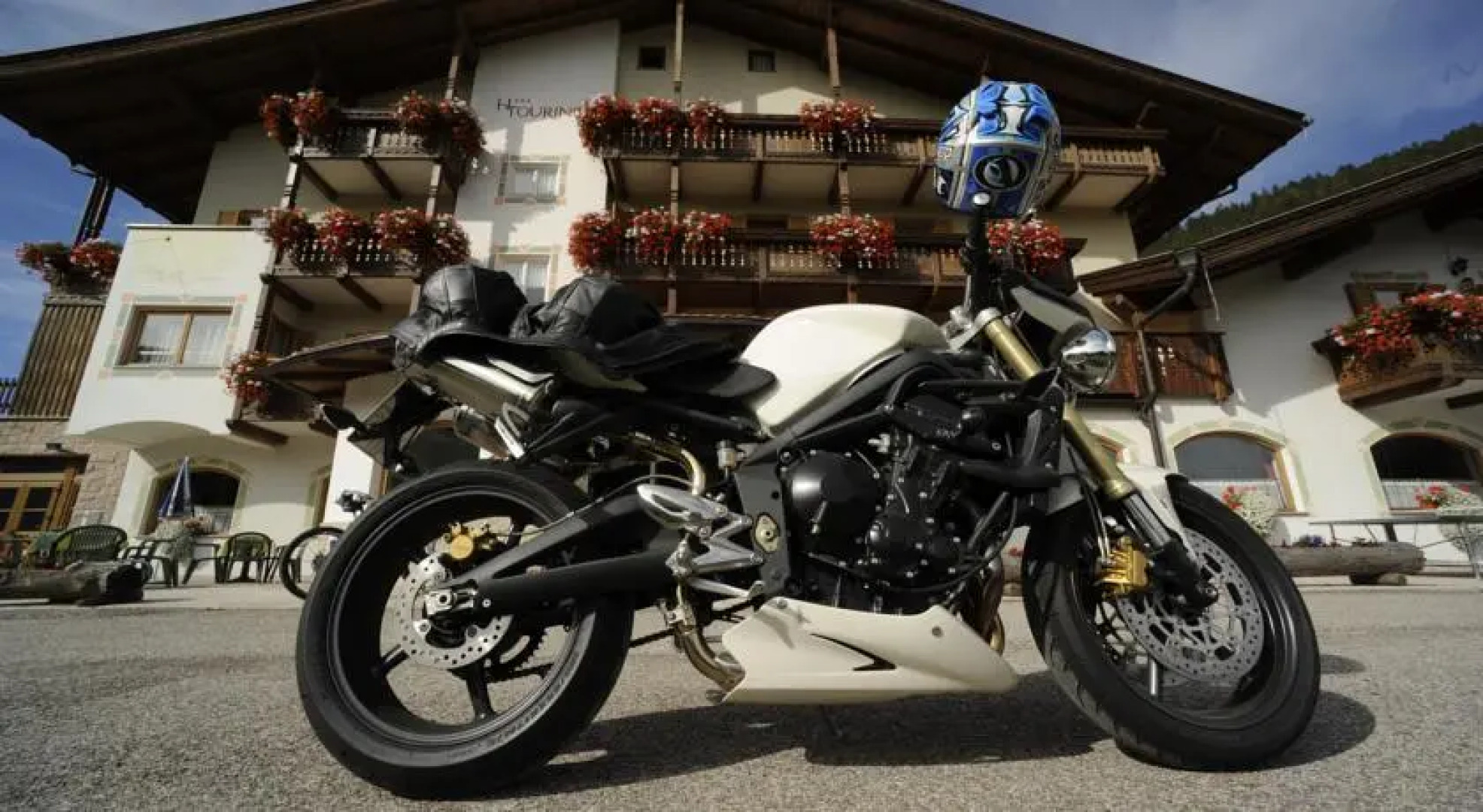 Alpine Touring Hotel