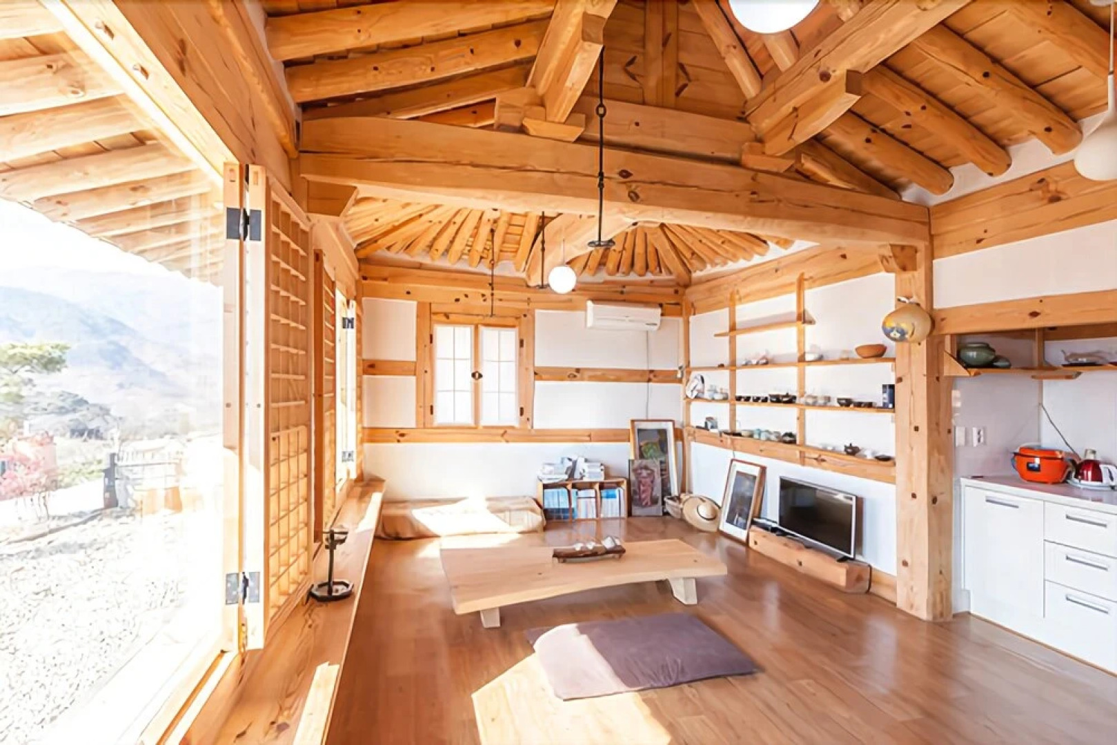 Hadong Jjillekkoch Hill Pension