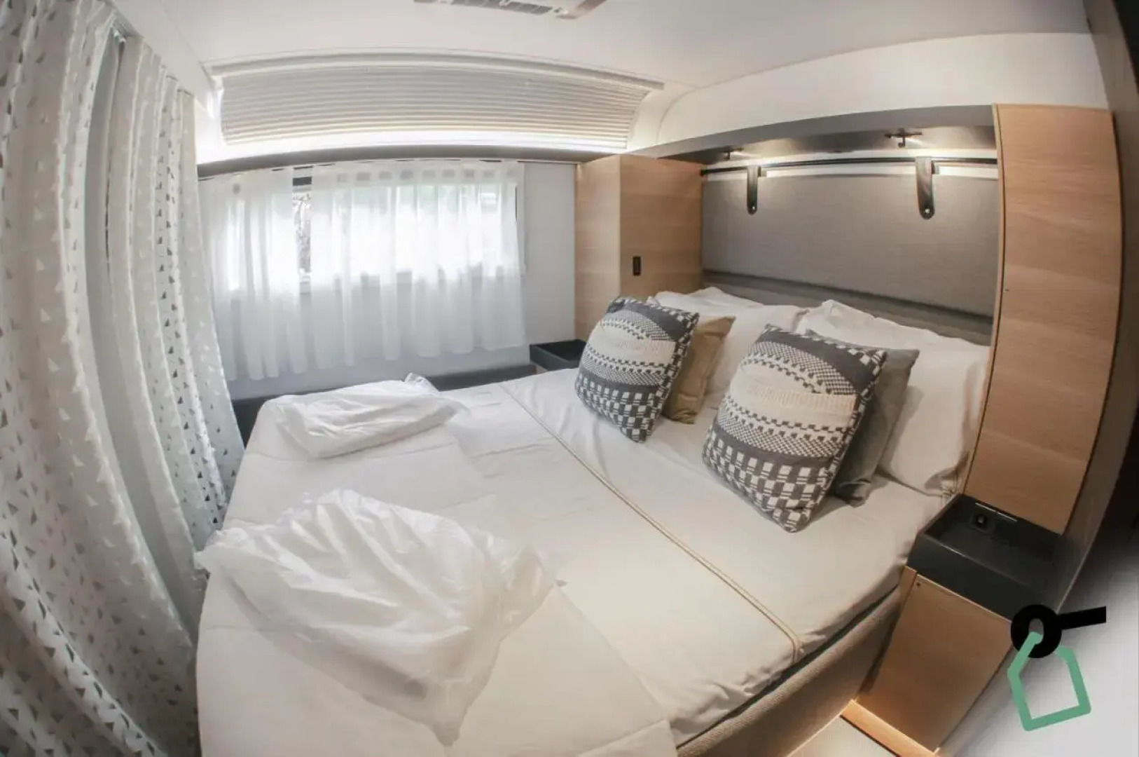 Deluxe - Two Bedroom No.2