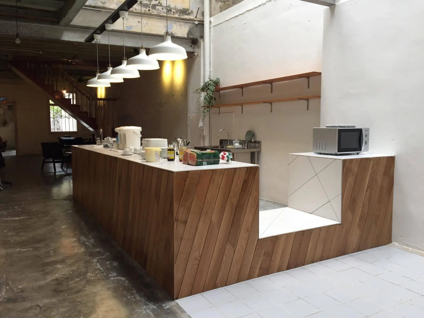 The Frame Guesthouse - Hostel