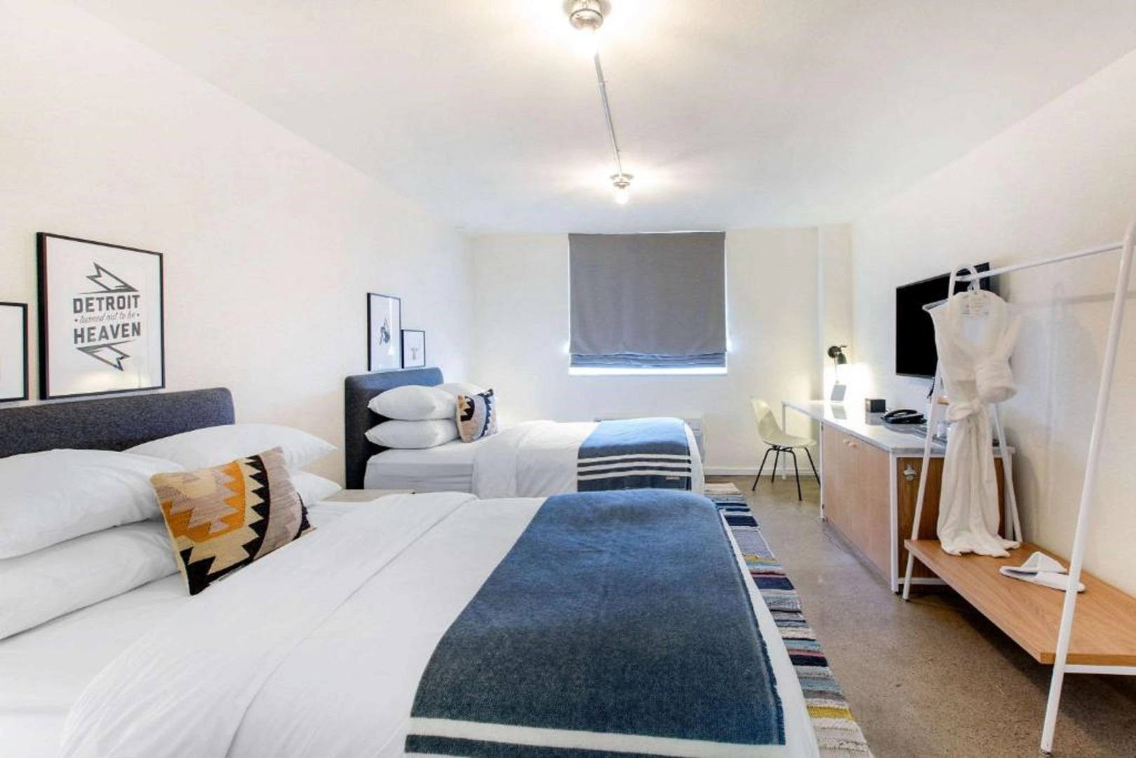 Trumbull and Porter Hotel