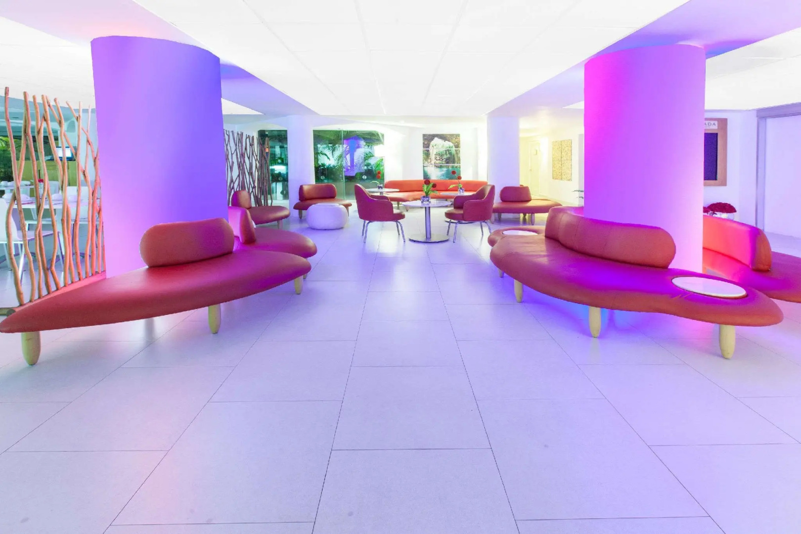 Отель Adhara Express