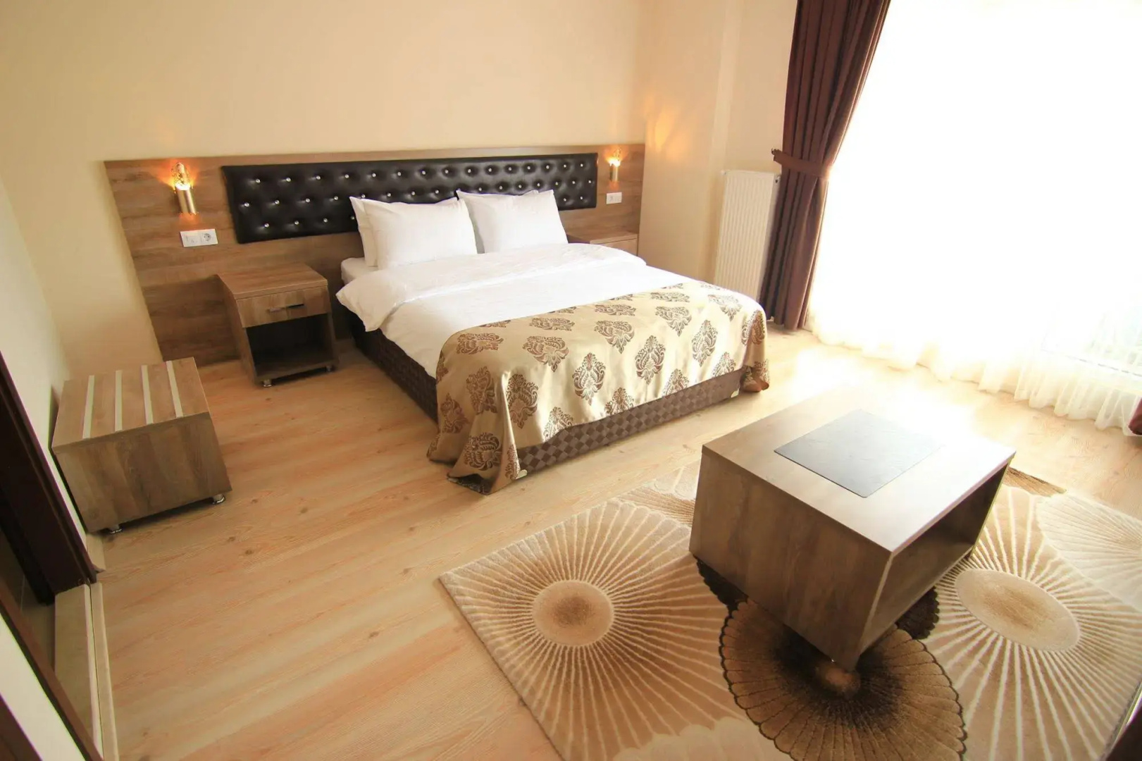 Royal Life Residence
