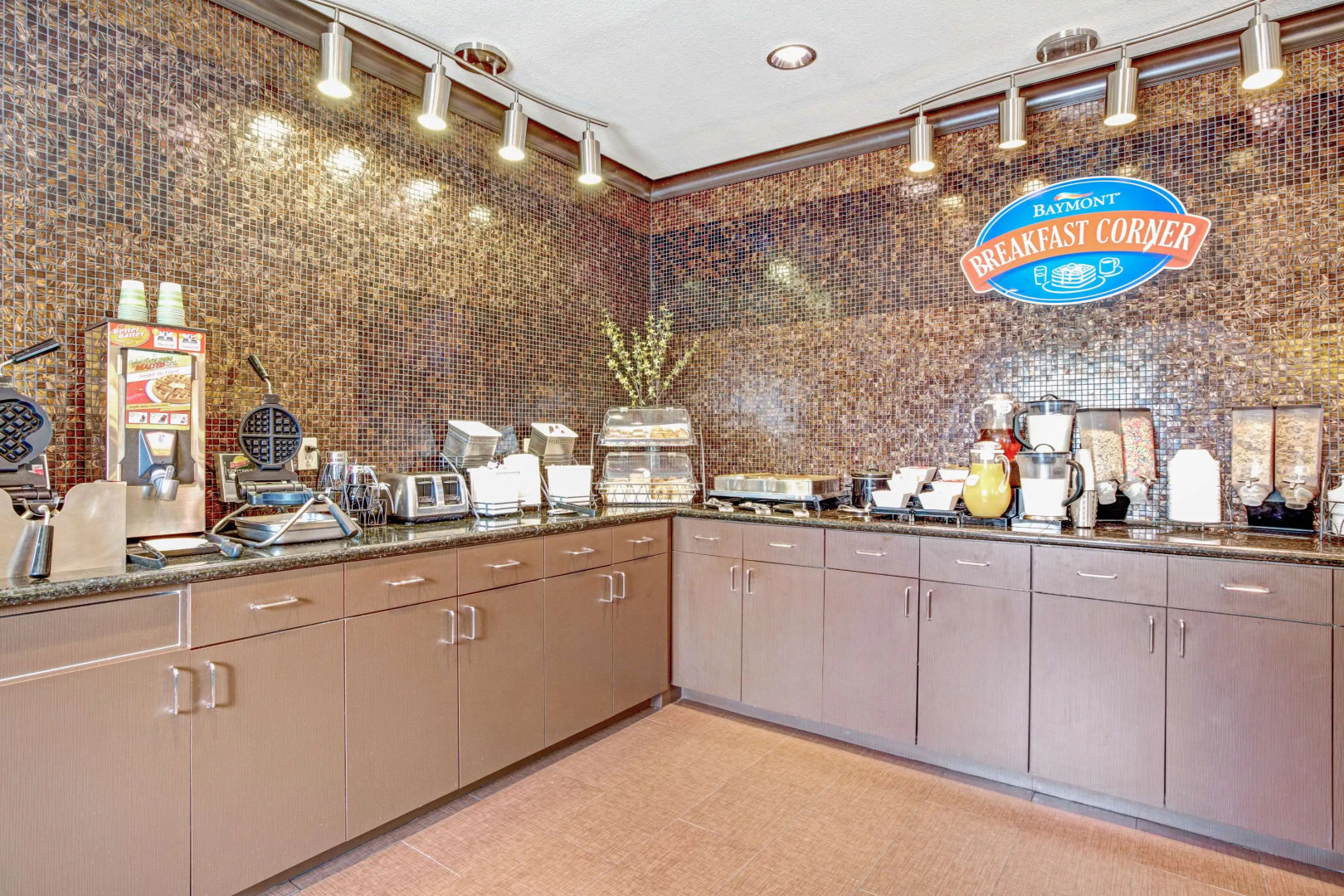 Baymont by Wyndham Dallas/ Love Field