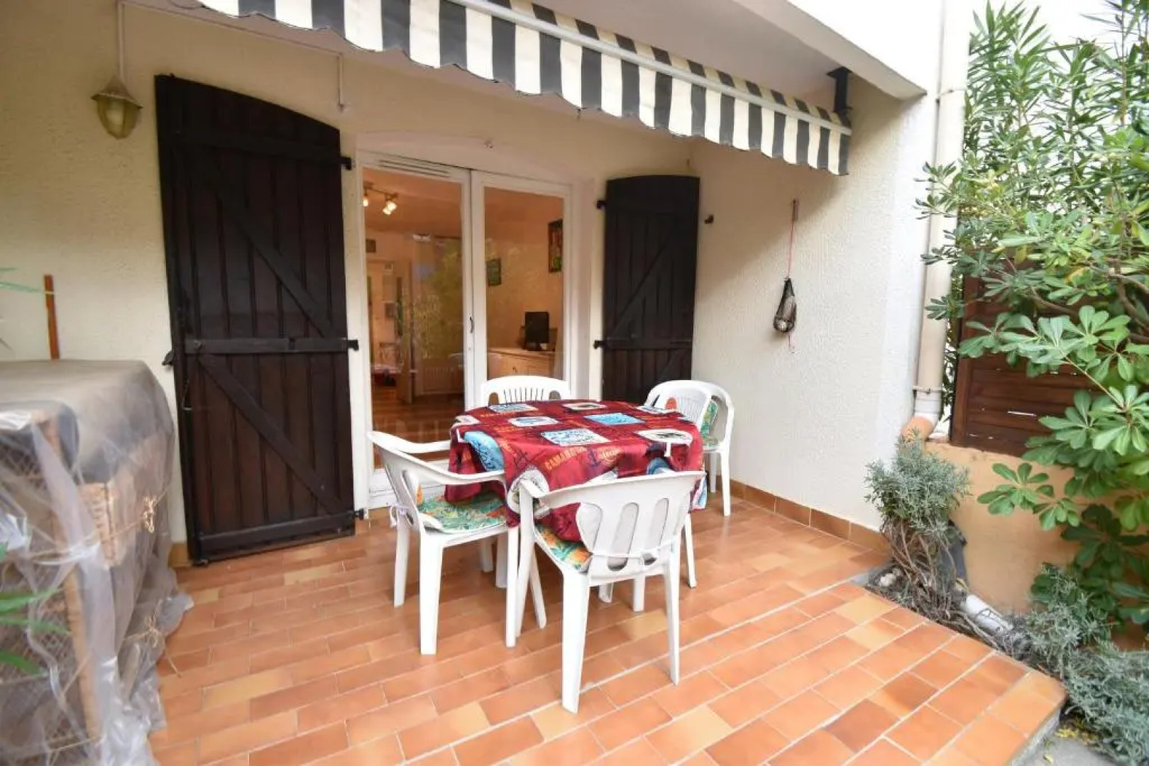 T2 avec Jardin Proche Plage Camargue Village F