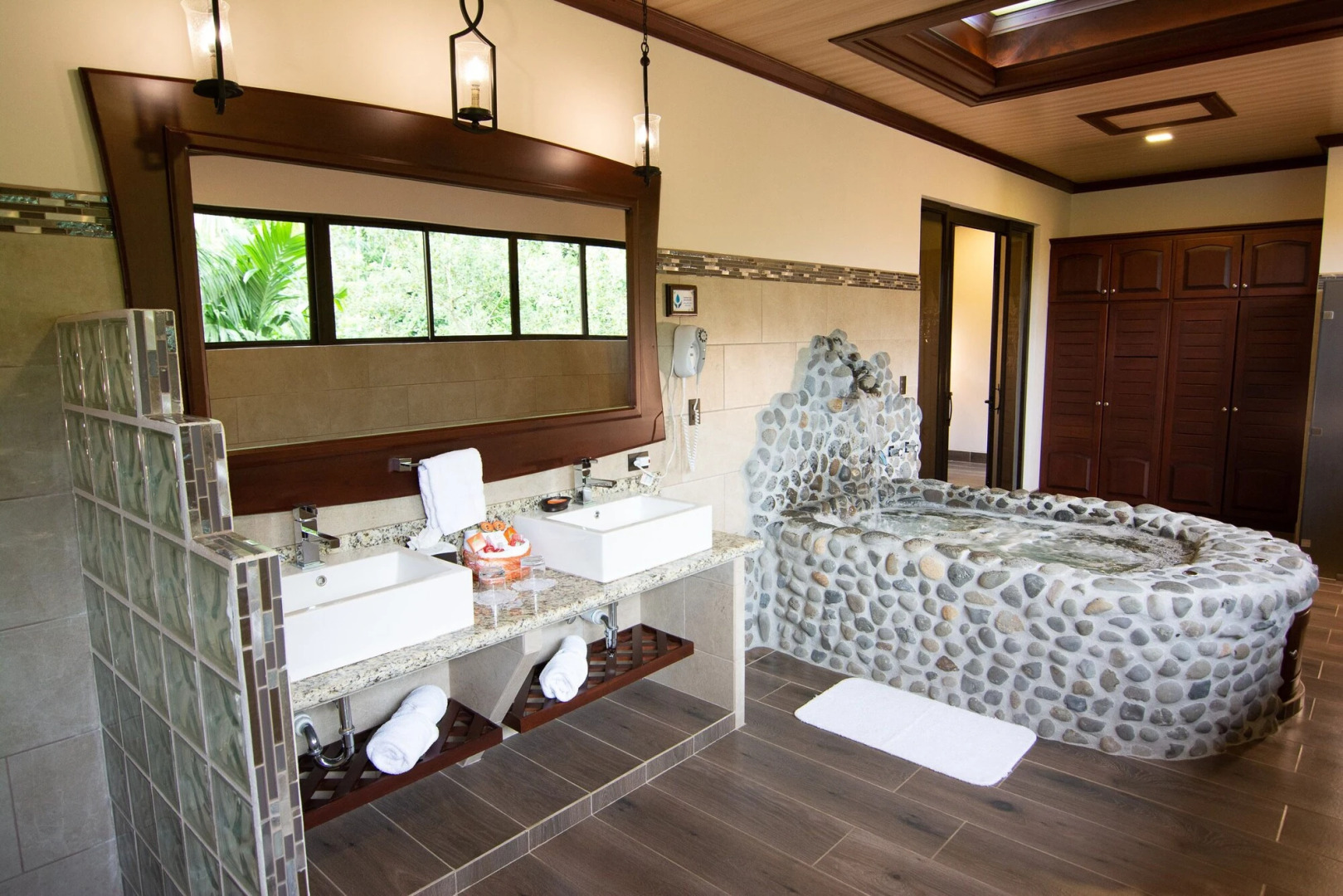 Hotel Arenal Springs Resort & Spa