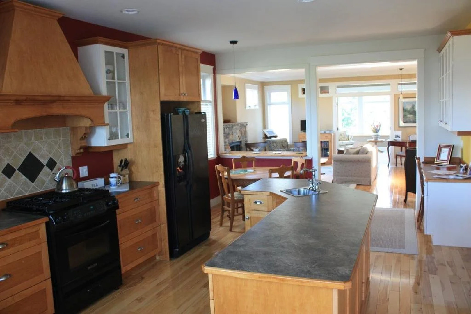 Eaglenest Manor Cowichan