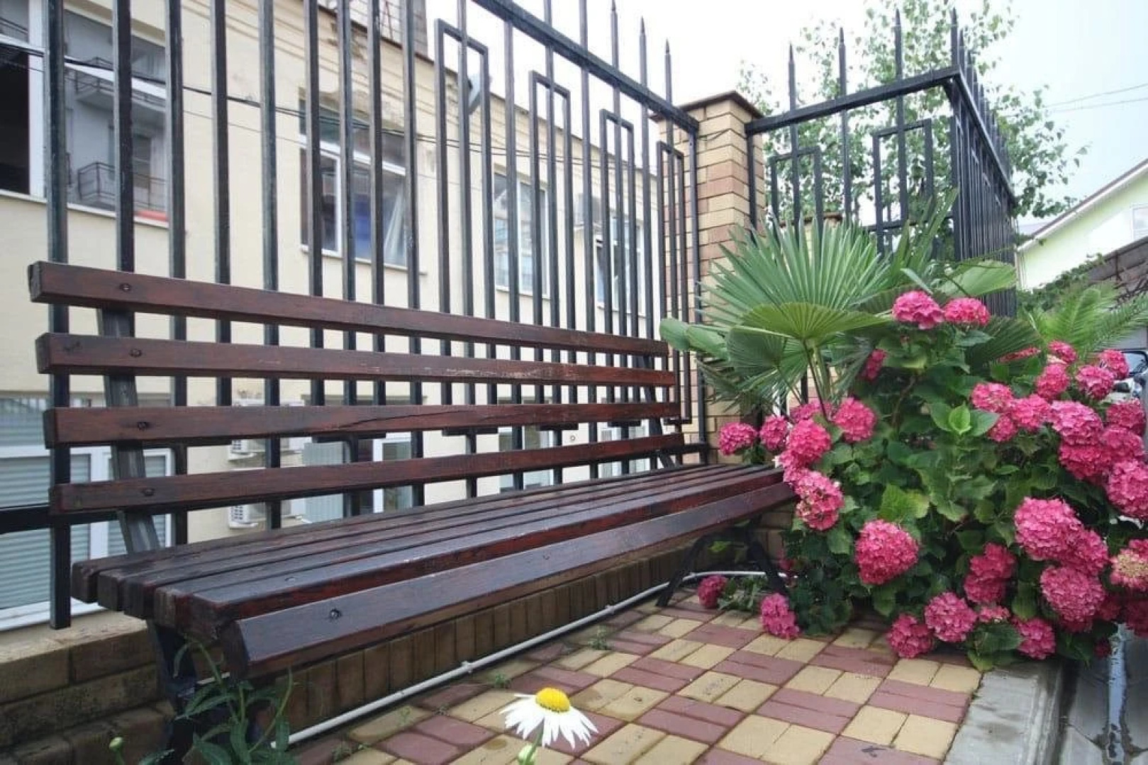 Karavella Guest House