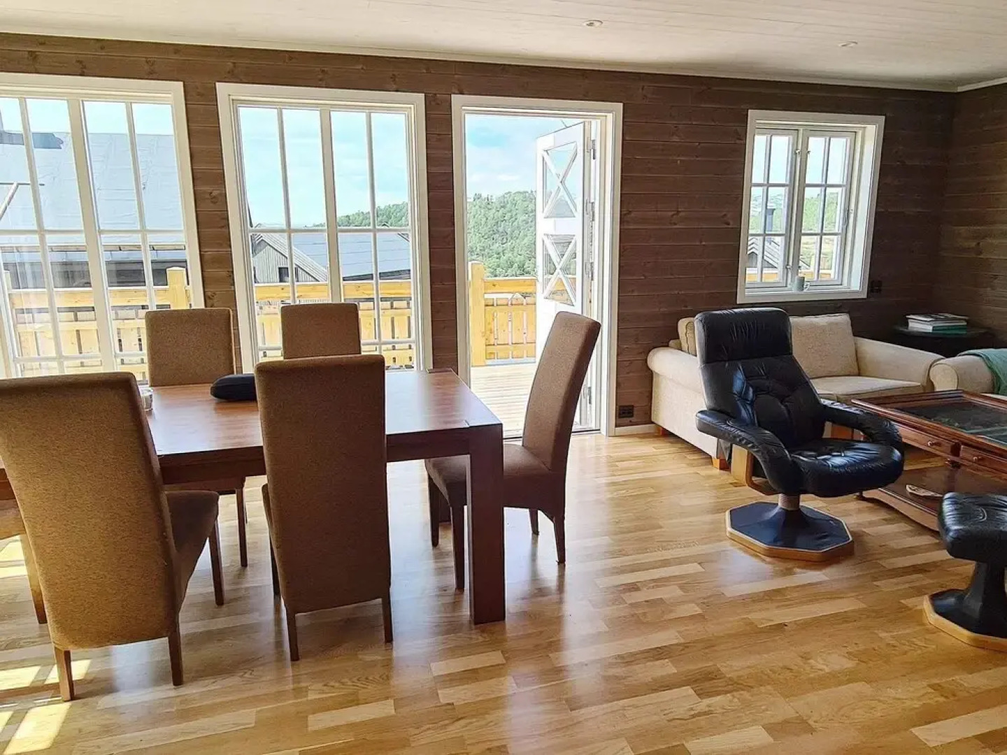 10 Person Holiday Home In Rauland