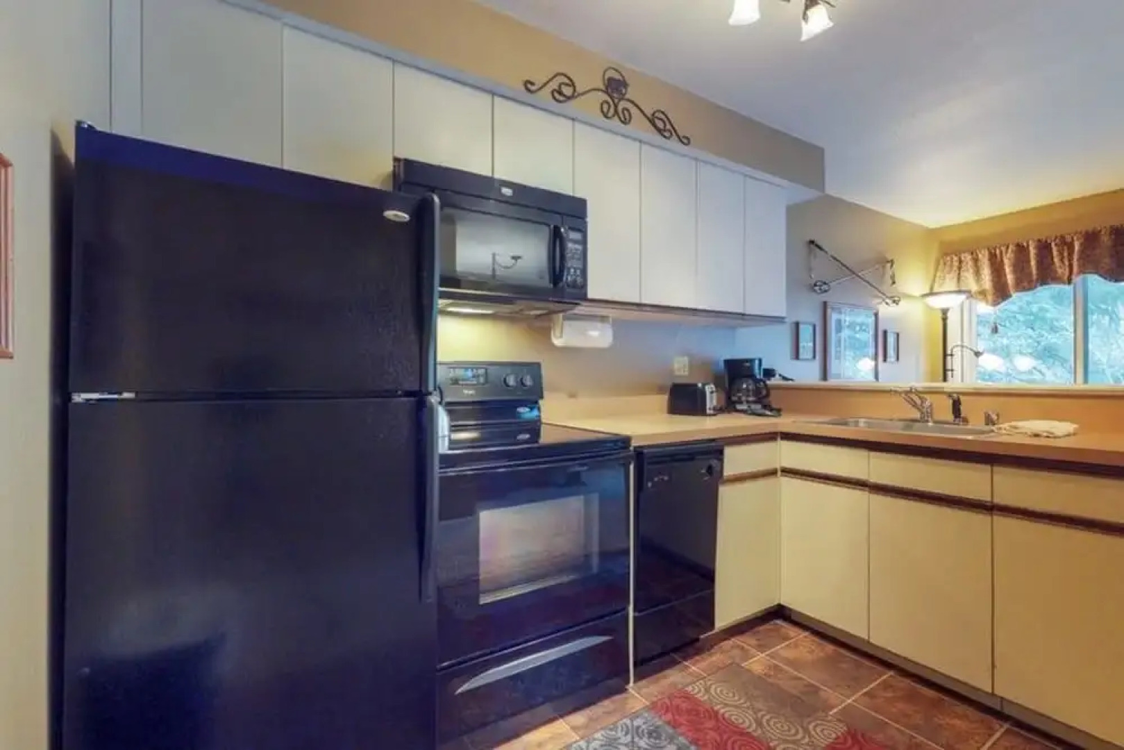 Wildwood Suites Condominiums