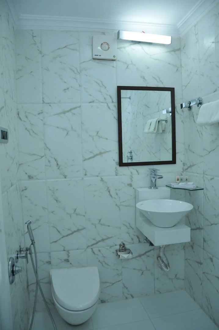 3 by OYO - Nami Residency