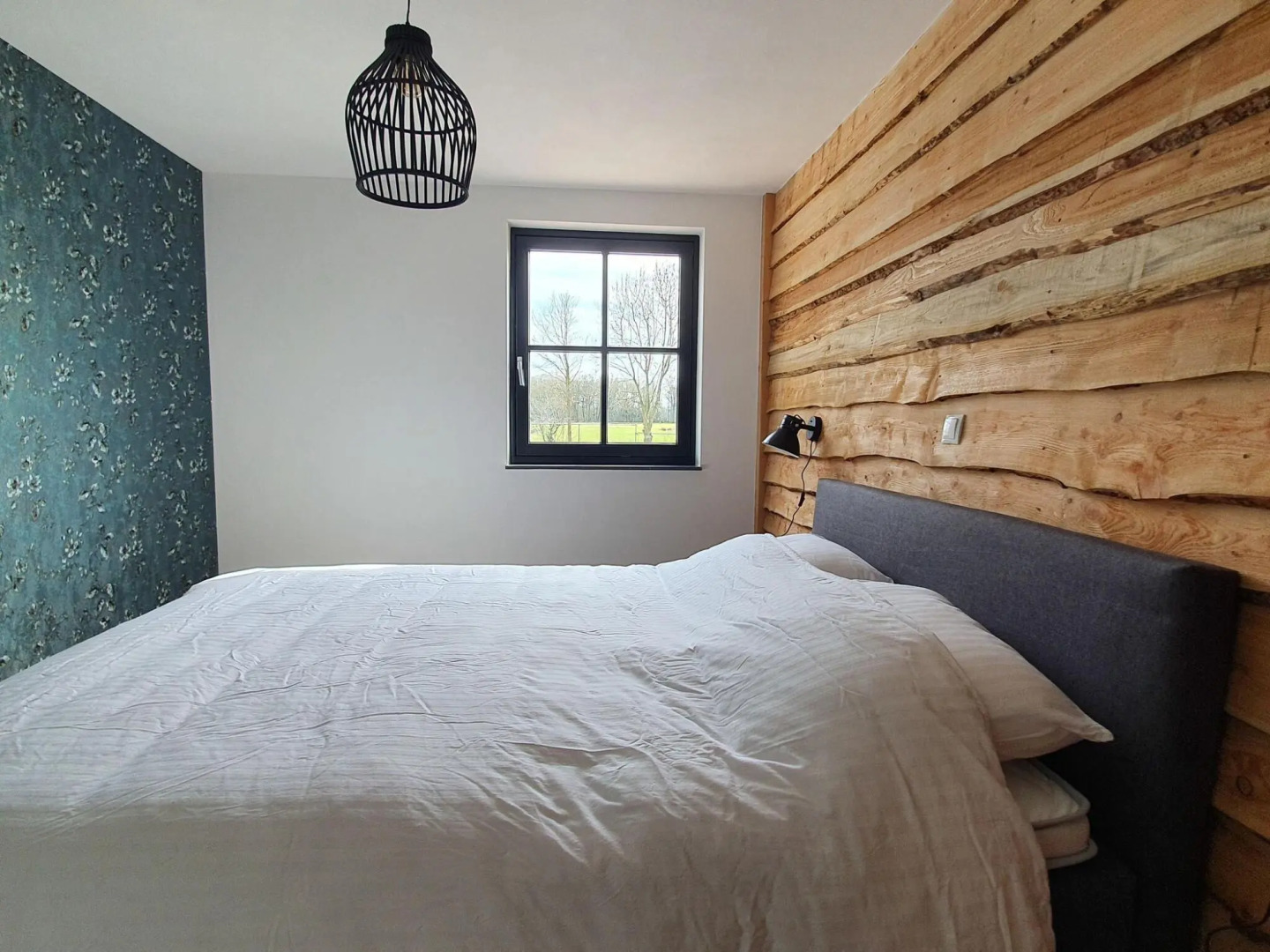 Family-friendly Farm With Horse Stables