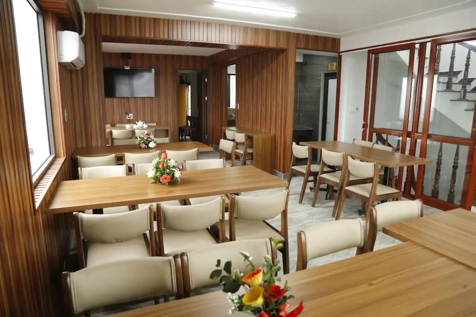 Bao Ngoc Diamond Hotel