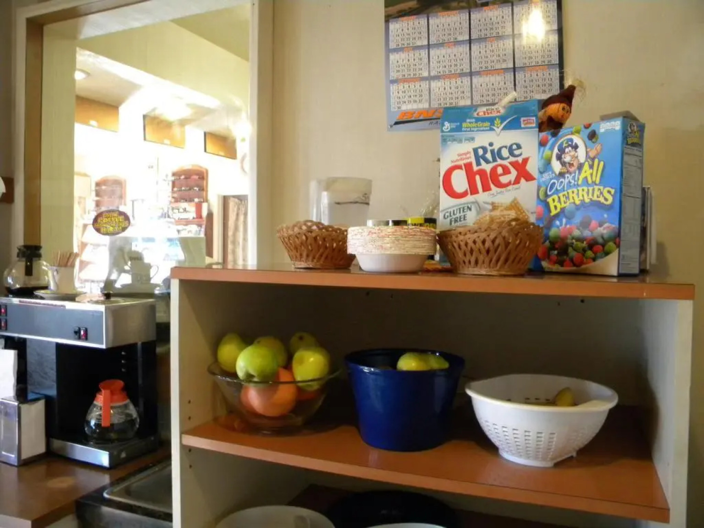 Blue and White Motel