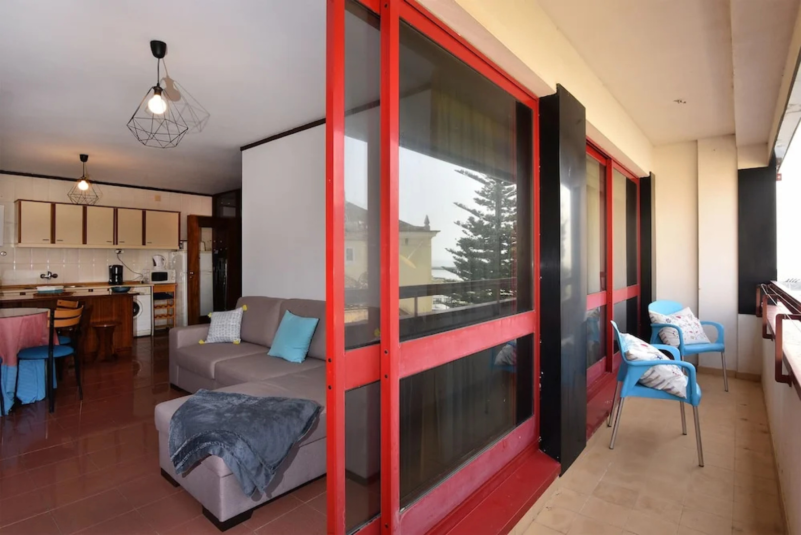 39 Sea Views Beach Apartment