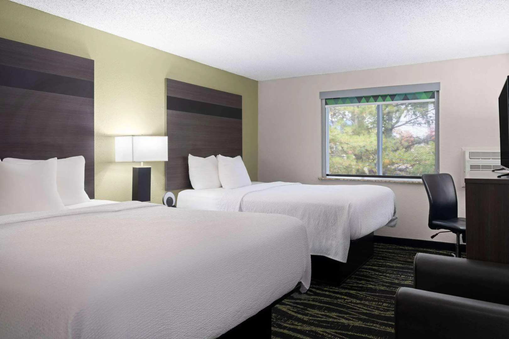 Baymont by Wyndham Liberty MO