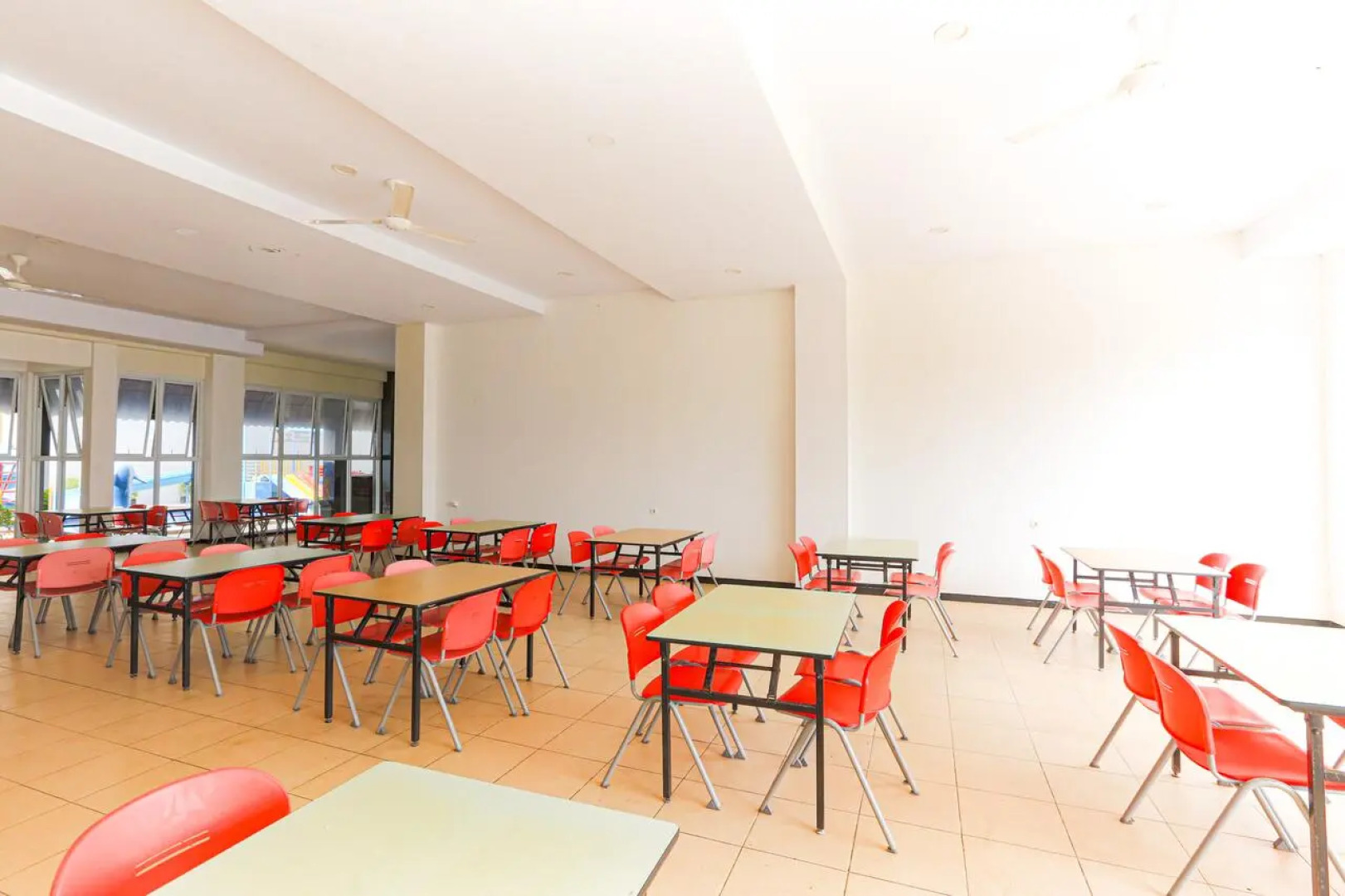 Capital O 1246 Hotel Grand Pacific