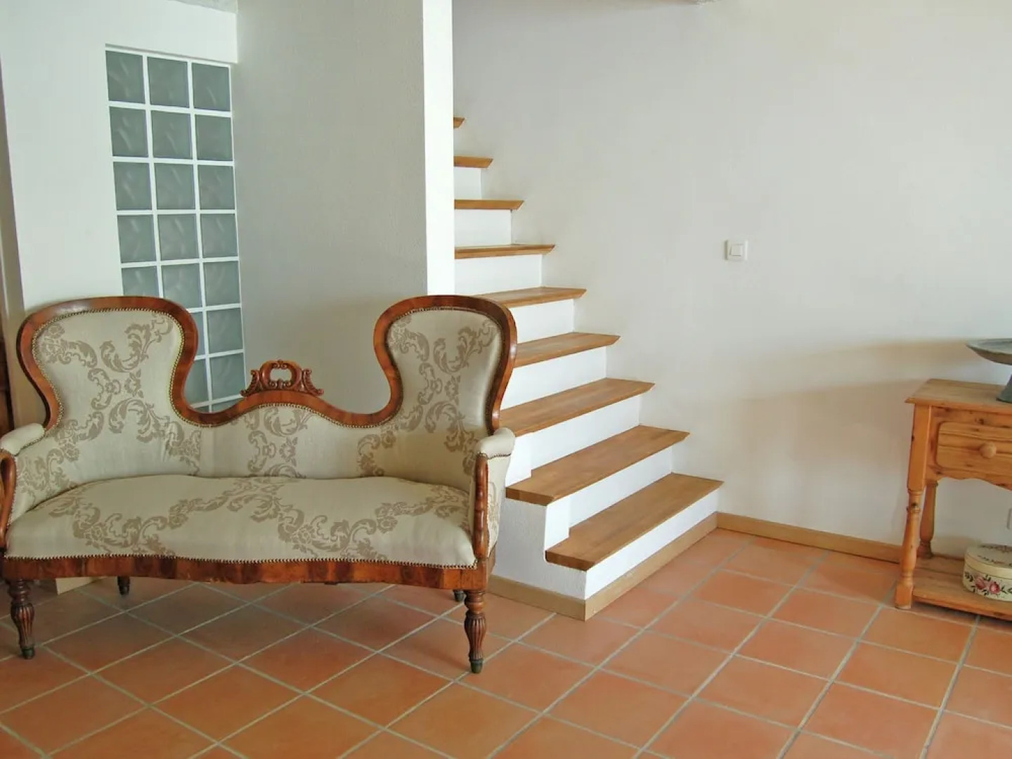 Classy Apartment in La Turbie With Fenced Garden