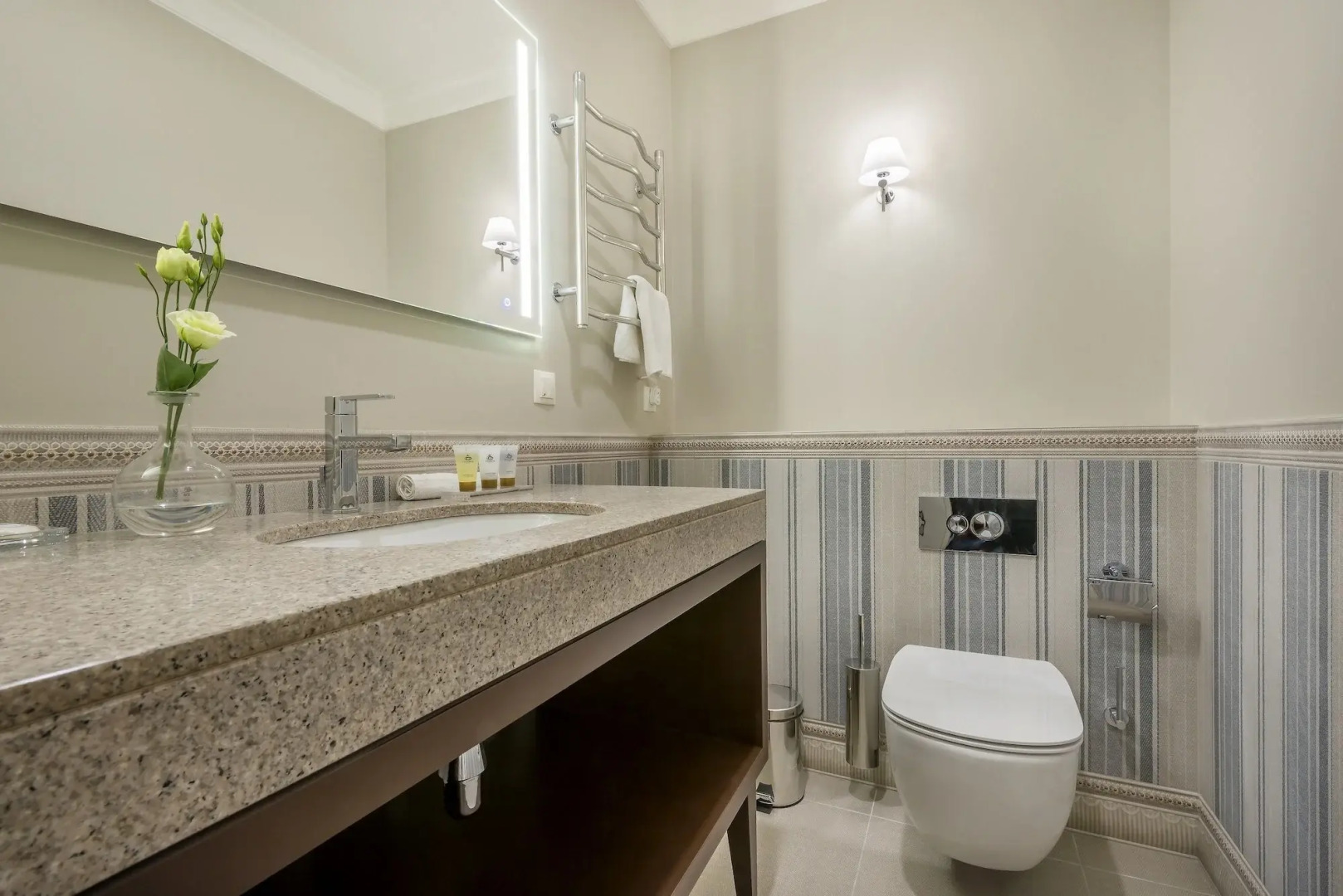 Ratonda Centrum Hotel