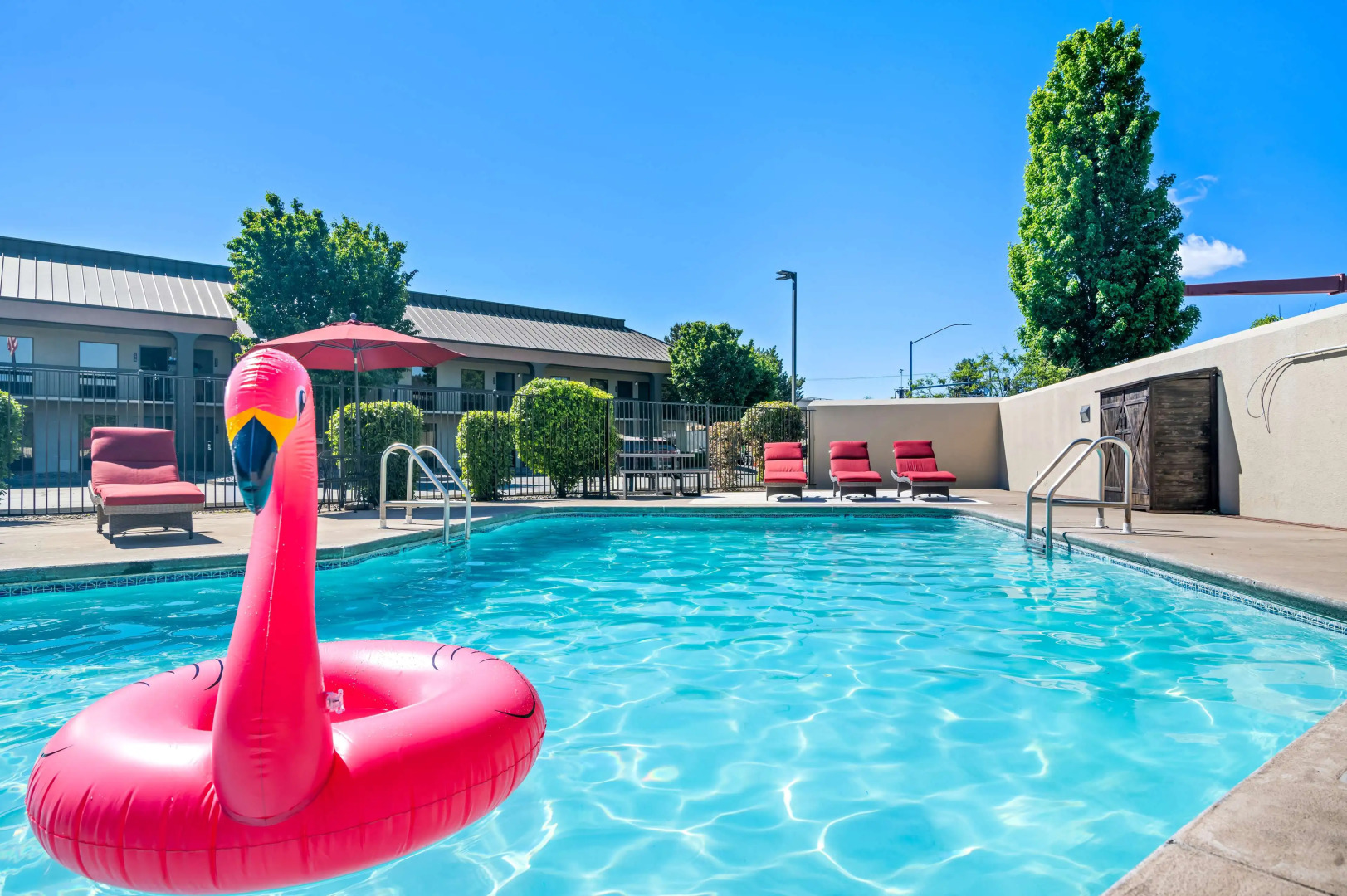 Red Lion Inn & Suites Deschutes River Bend