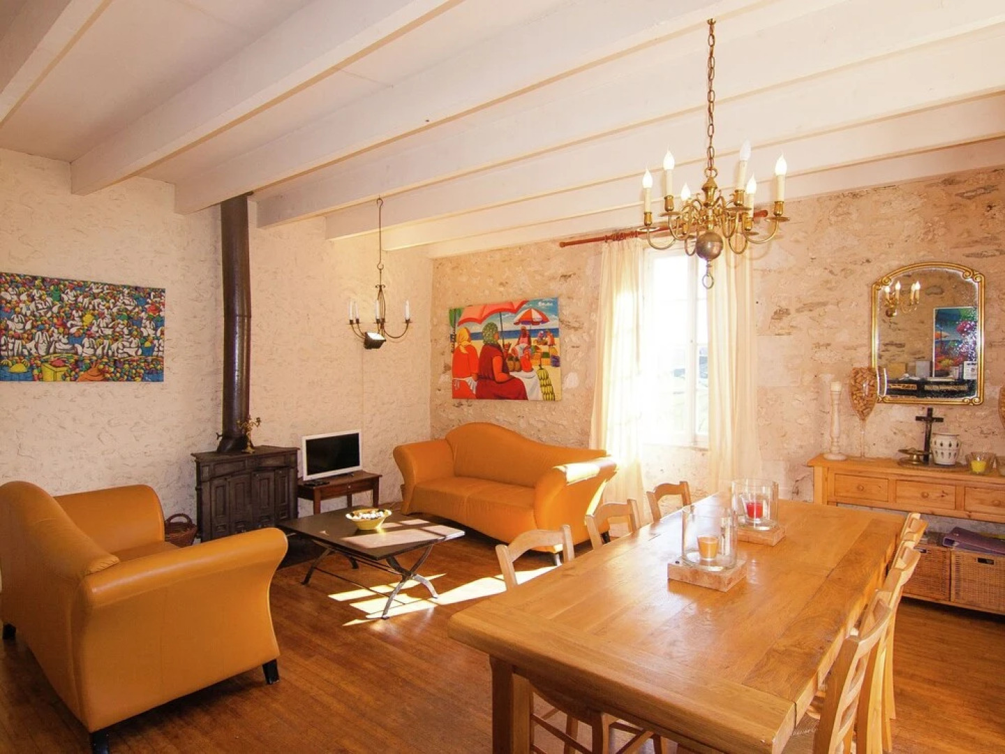 Warm Mansion with Swimming Pool in Sigoules France