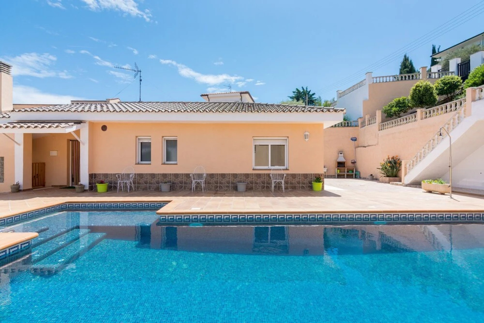 HomeHolidaysRentals Aube - Costa Barcelona