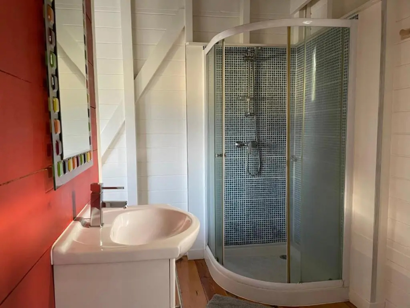 Charmant Bungalow Avec Petite Piscine Privee