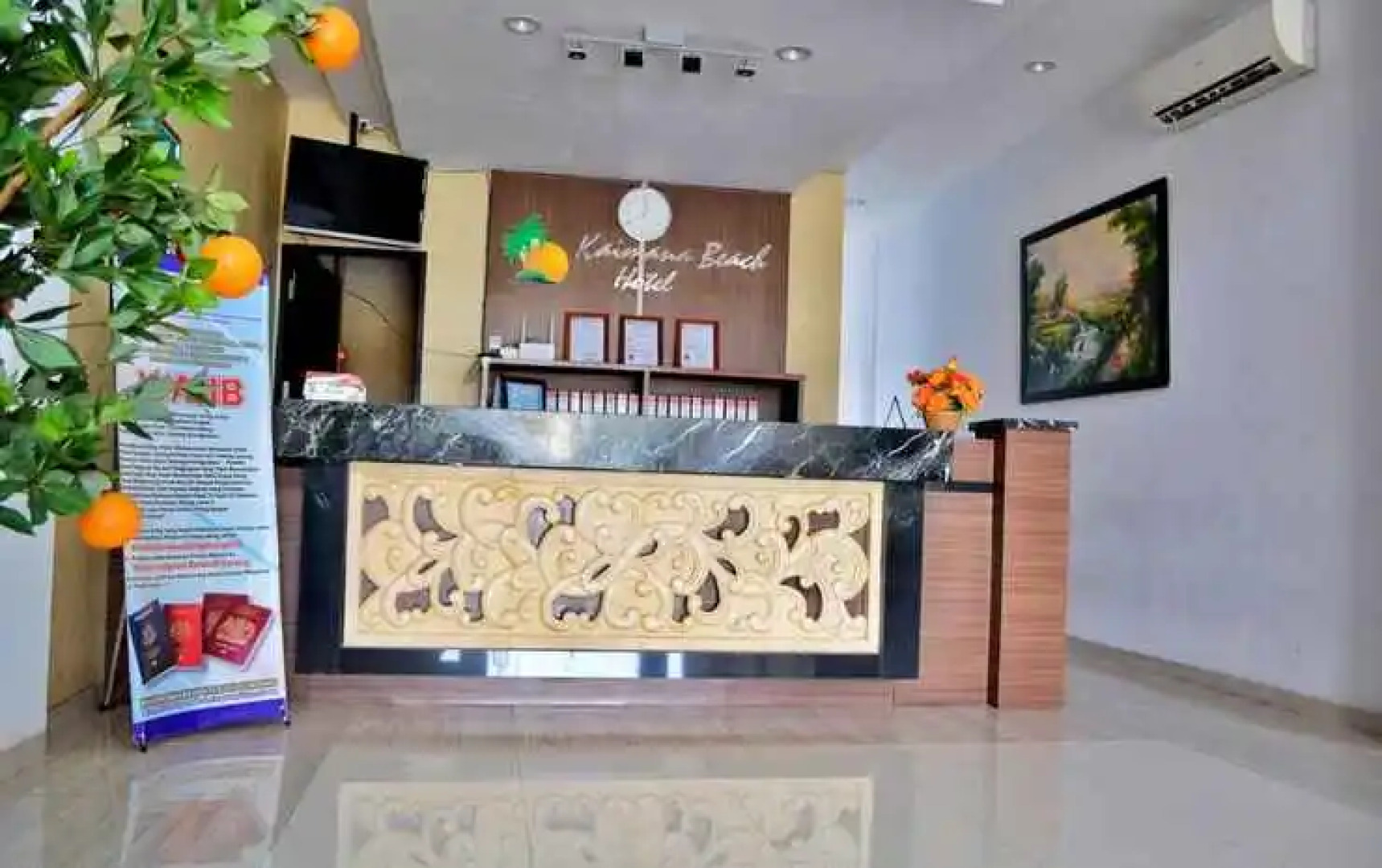 Kaimana Beach Hotel 2