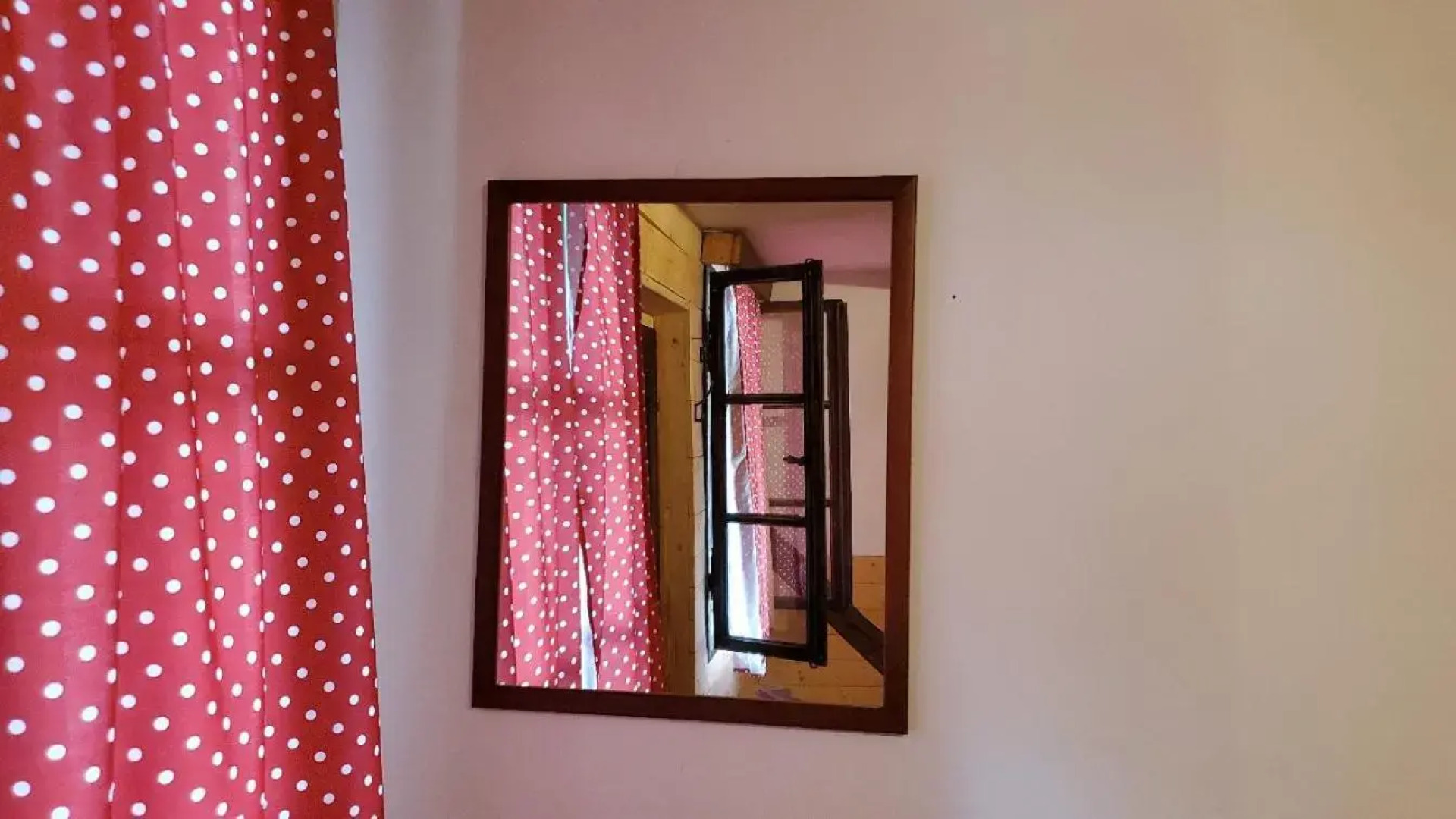 Casa Rustic Fehér & Fekete Vendégházak