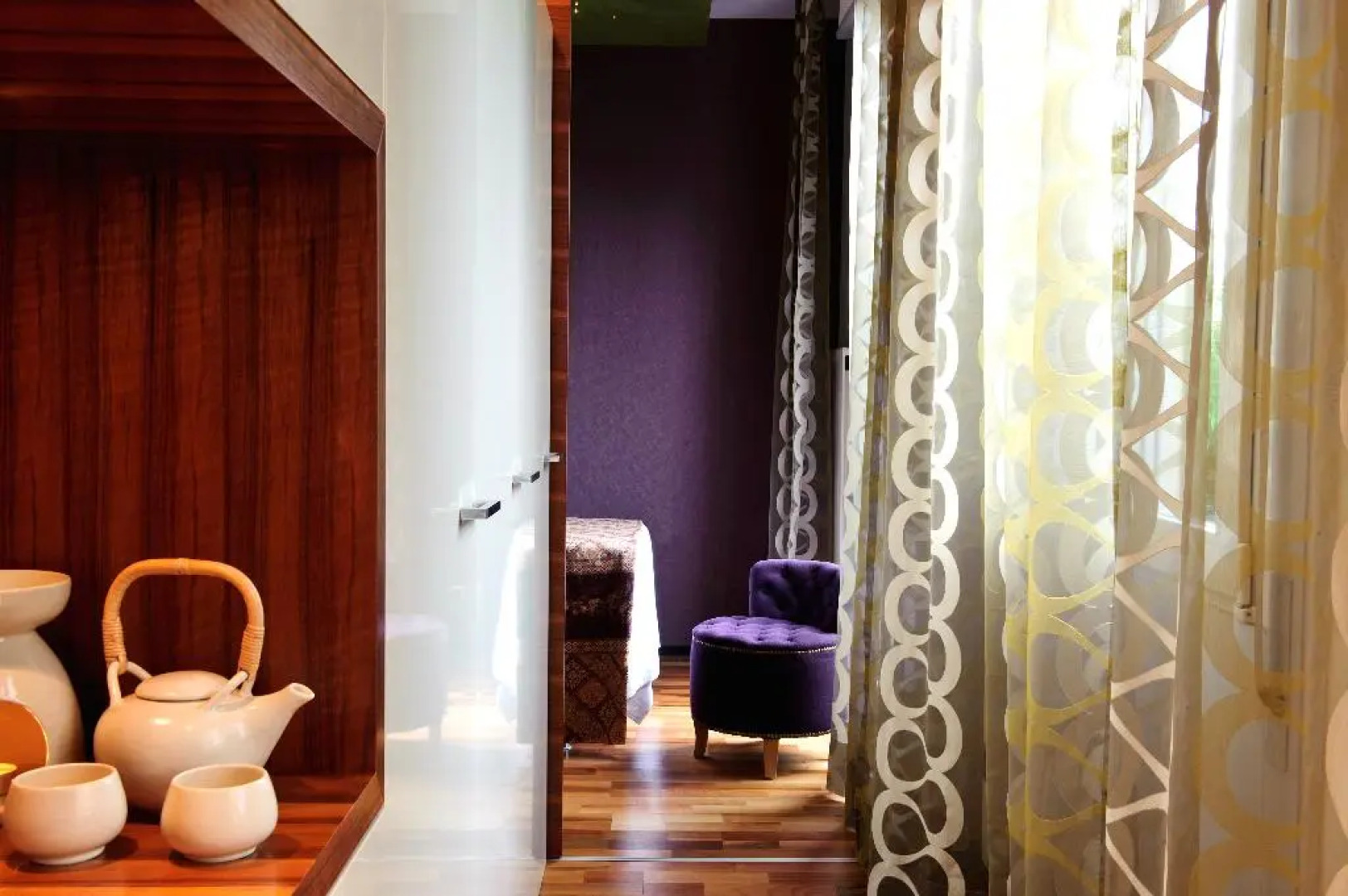 Art Deco Hotel Montana