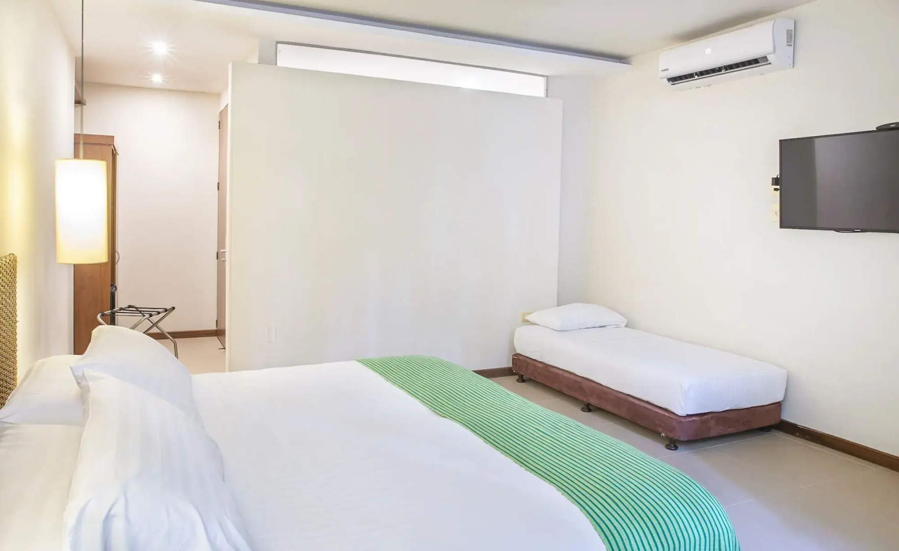 Santorini Hotel & Resort