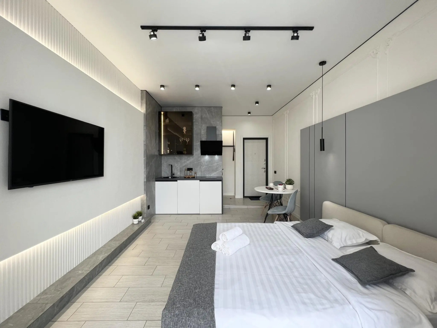 Live (Лайв) на улице Байзакова 131/1