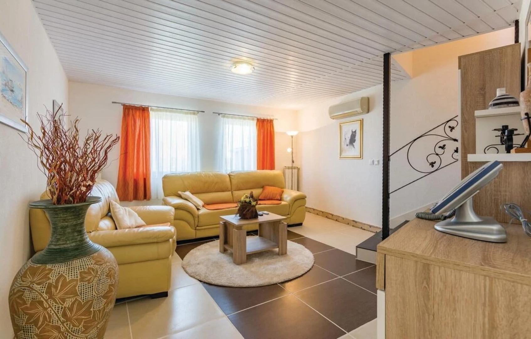 Stunning Home in Vizinada With Wifi and 2 Bedrooms