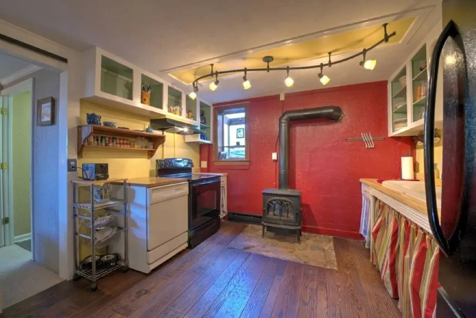 Wildflower Mountain Cottage - 3 Br Home