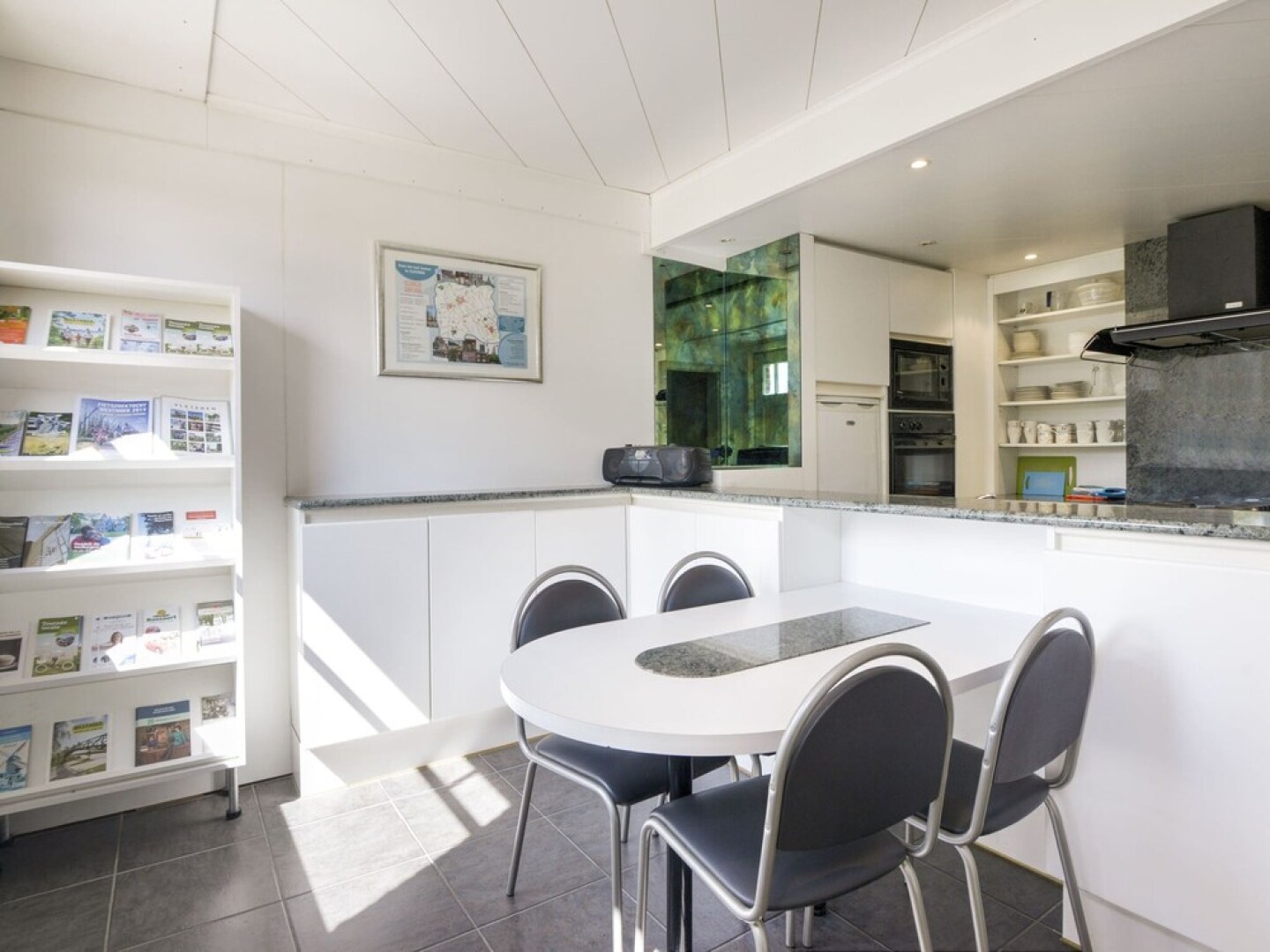 Vacation Home in Vleteren Near Nature Park