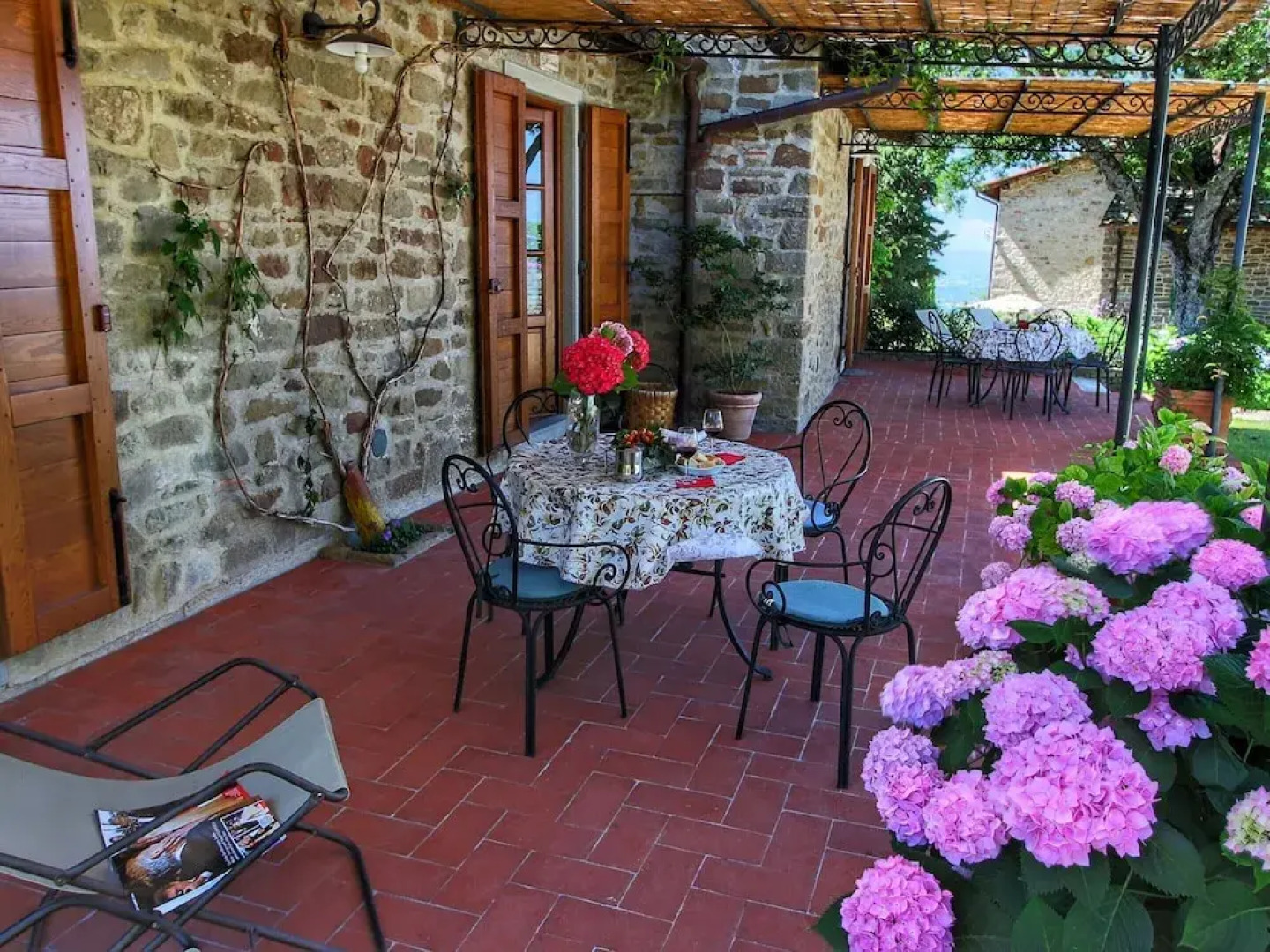 Detached Villa for 6-pers. With Outdoor Swimming Pool